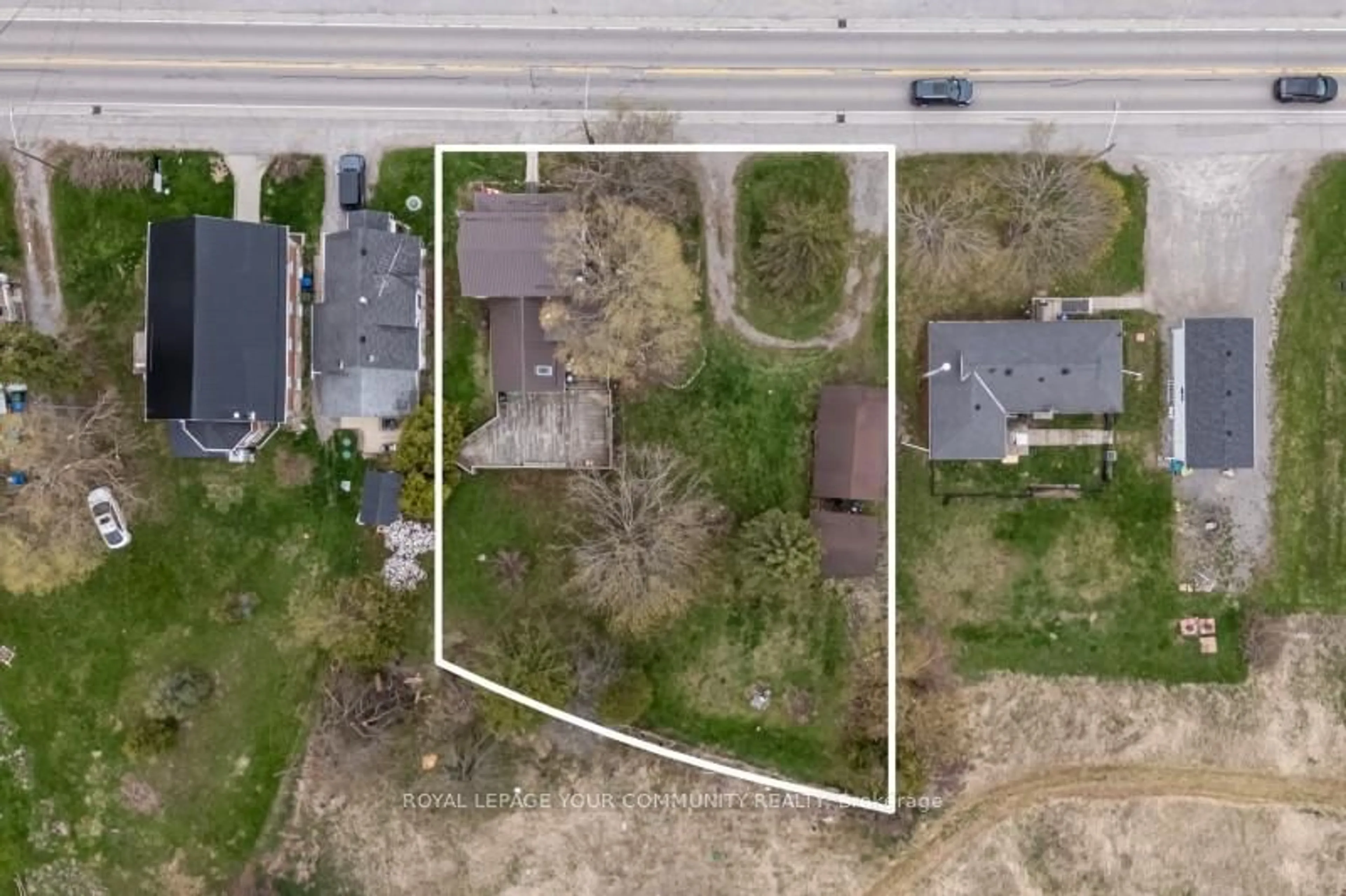A pic from outside/outdoor area/front of a property/back of a property/a pic from drone, street for 4071 Hwy 35 Highway, Kawartha Lakes Ontario K0M 1G0