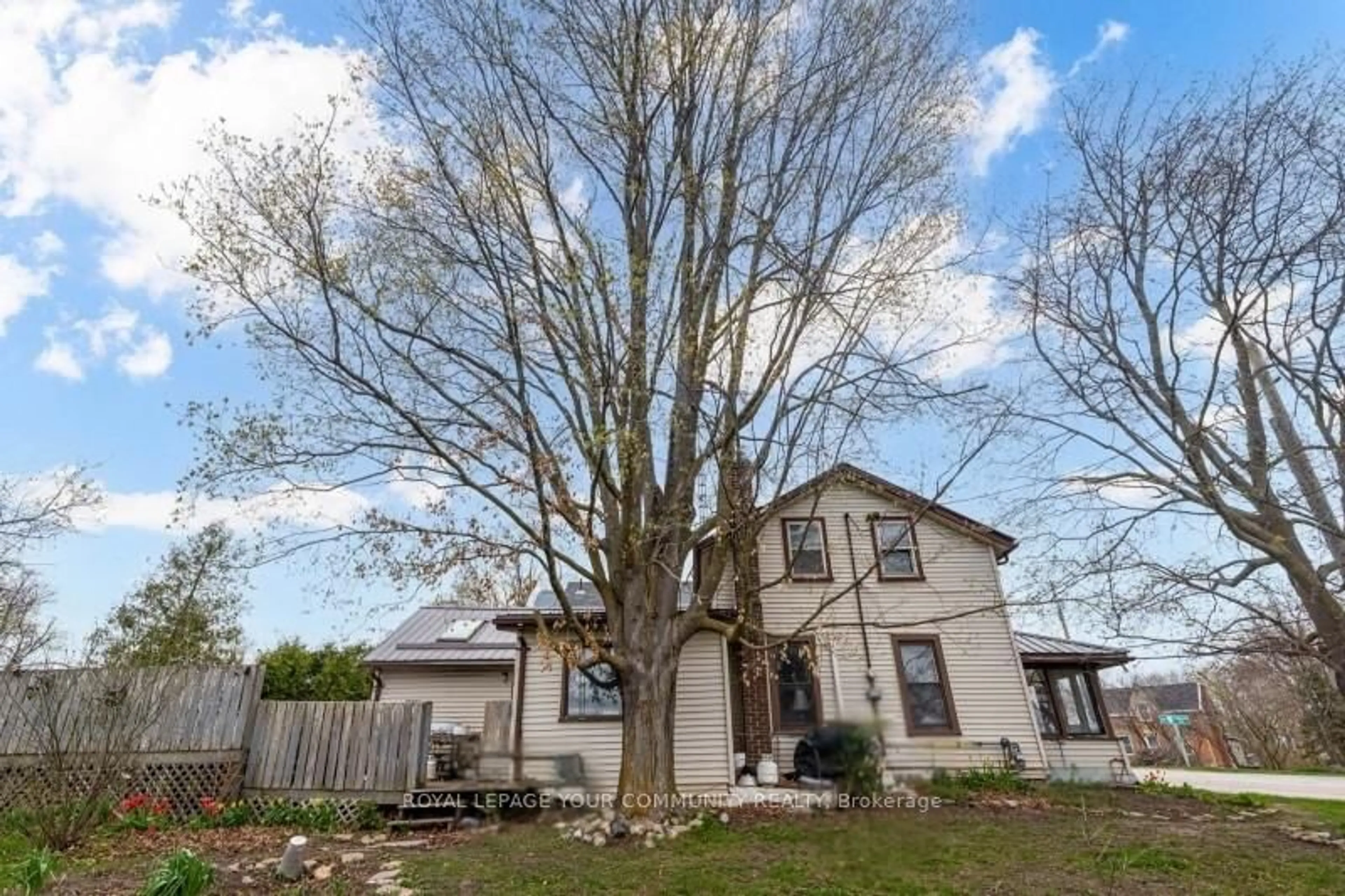 A pic from outside/outdoor area/front of a property/back of a property/a pic from drone, building for 4071 Hwy 35 Highway, Kawartha Lakes Ontario K0M 1G0