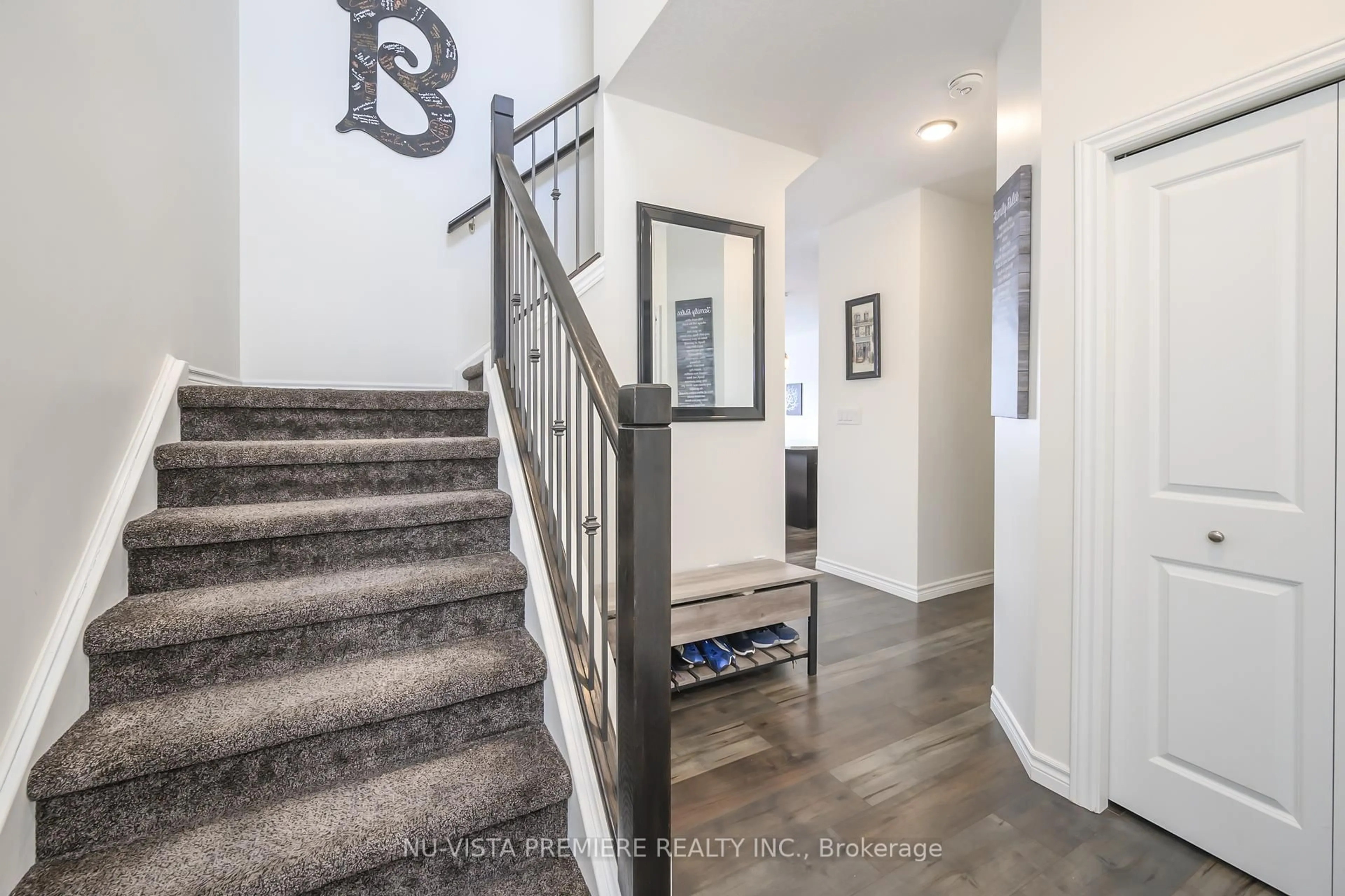 Indoor entryway for 457 Jessica Way Rd, London North Ontario N6H 5L4