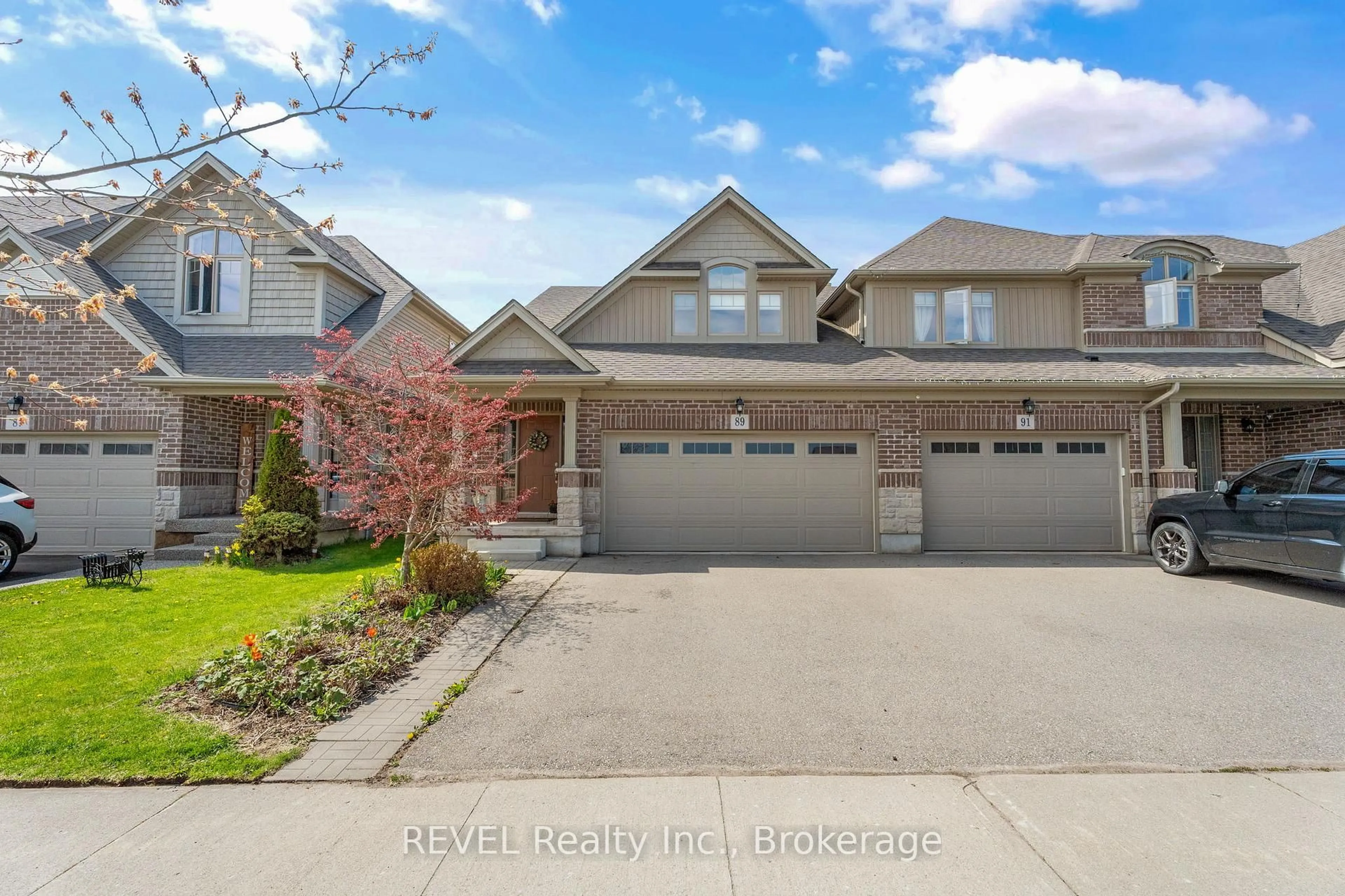 Home with brick exterior material, street for 89 Abbott Pl, Pelham Ontario L0S 1E5
