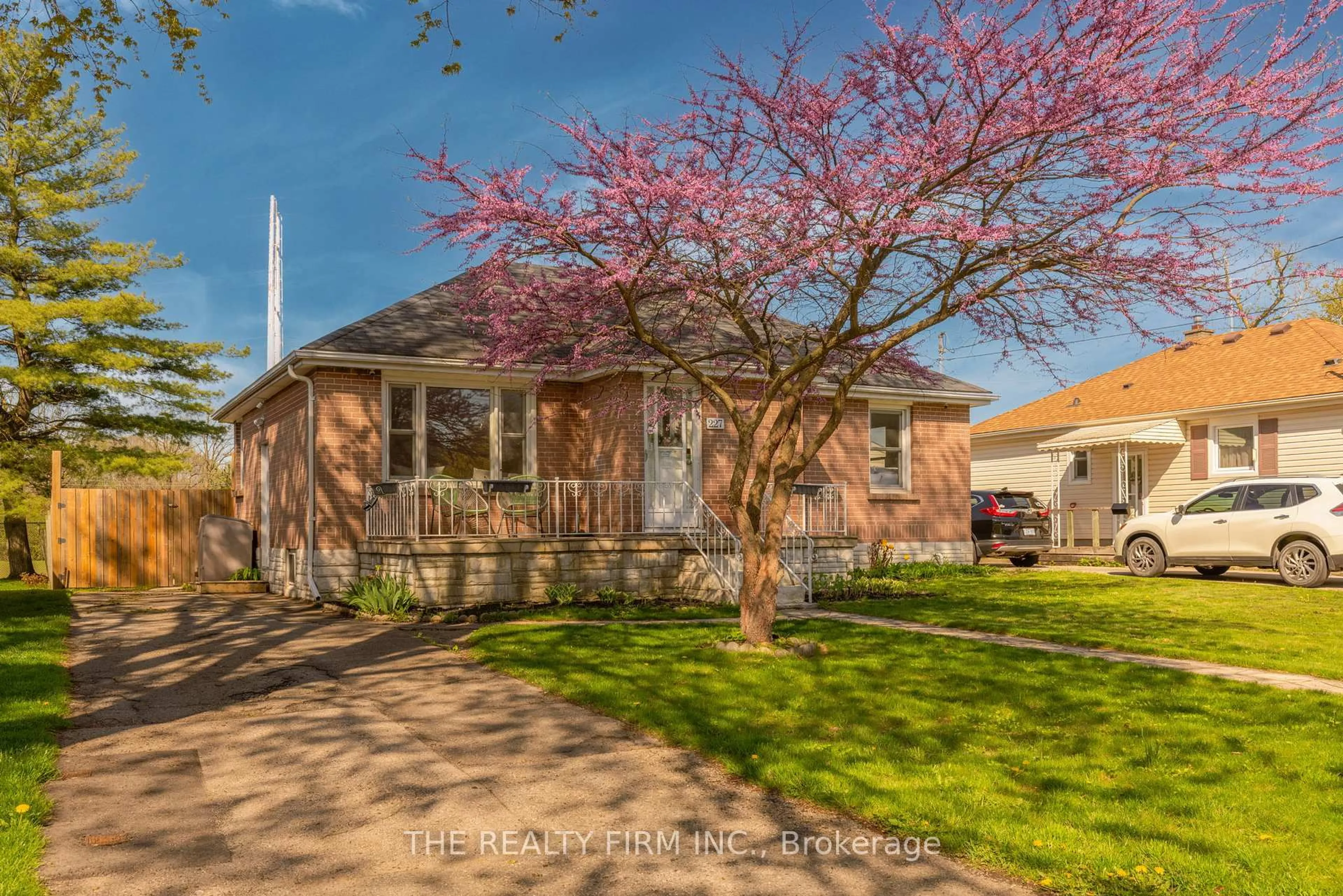 Home with brick exterior material, street for 227 Vancouver St, London East Ontario N5W 4R9