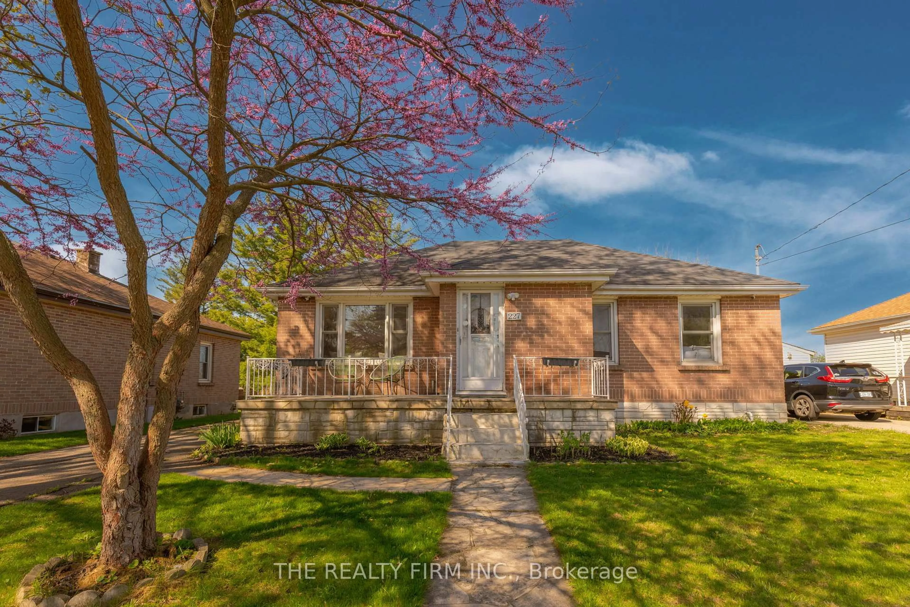 Home with brick exterior material, street for 227 Vancouver St, London East Ontario N5W 4R9