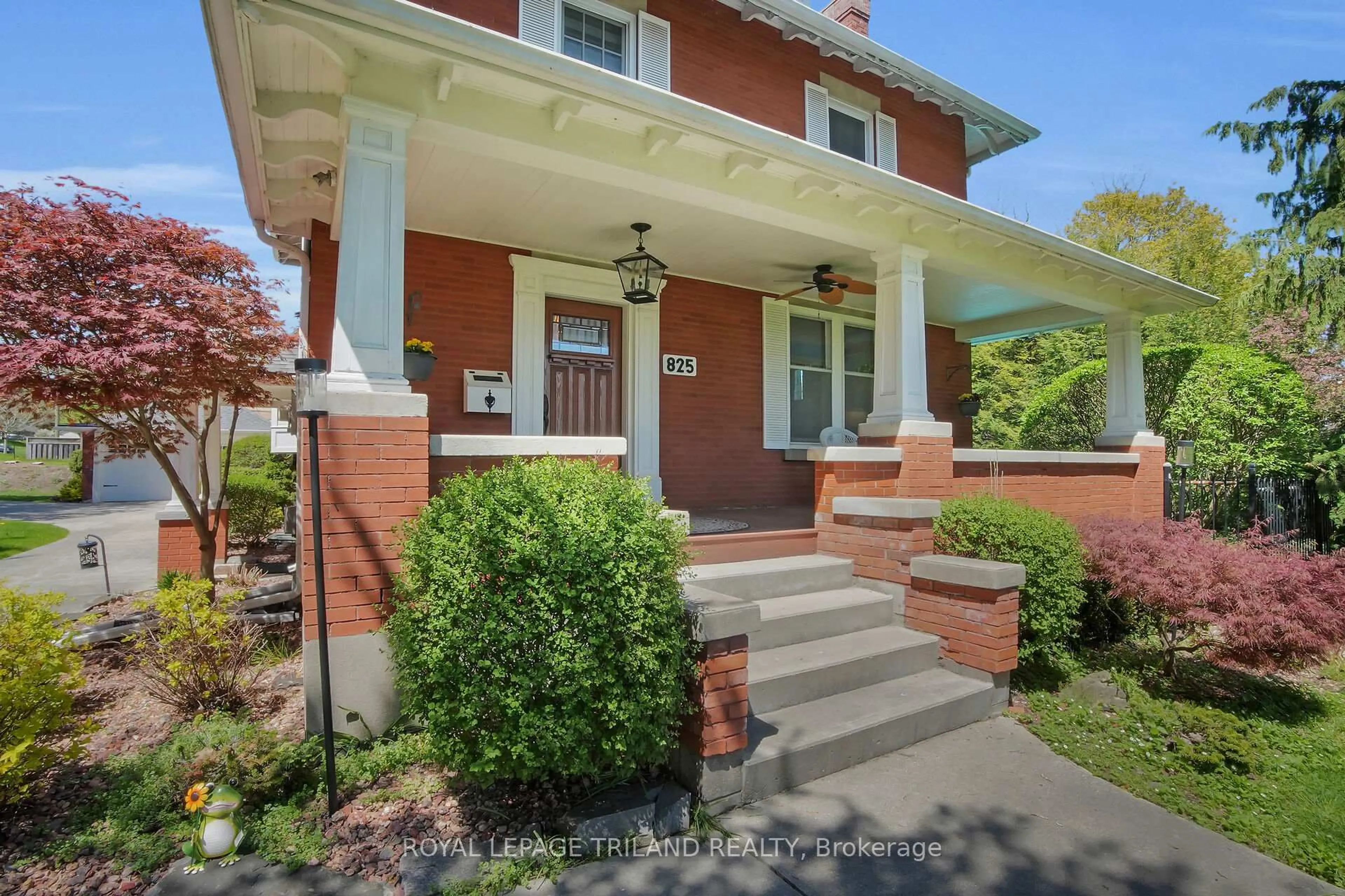 Home with brick exterior material, street for 825 Riverside Dr, London North Ontario N6H 2S8