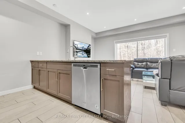 Additional property image - 940 Robert Ferrie Dr