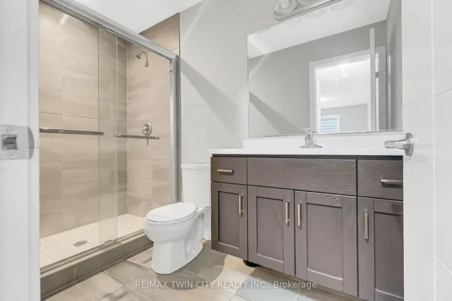 Additional property image - 940 Robert Ferrie Dr