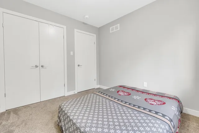 Additional property image - 940 Robert Ferrie Dr