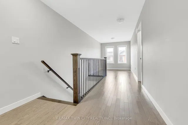 Additional property image - 940 Robert Ferrie Dr