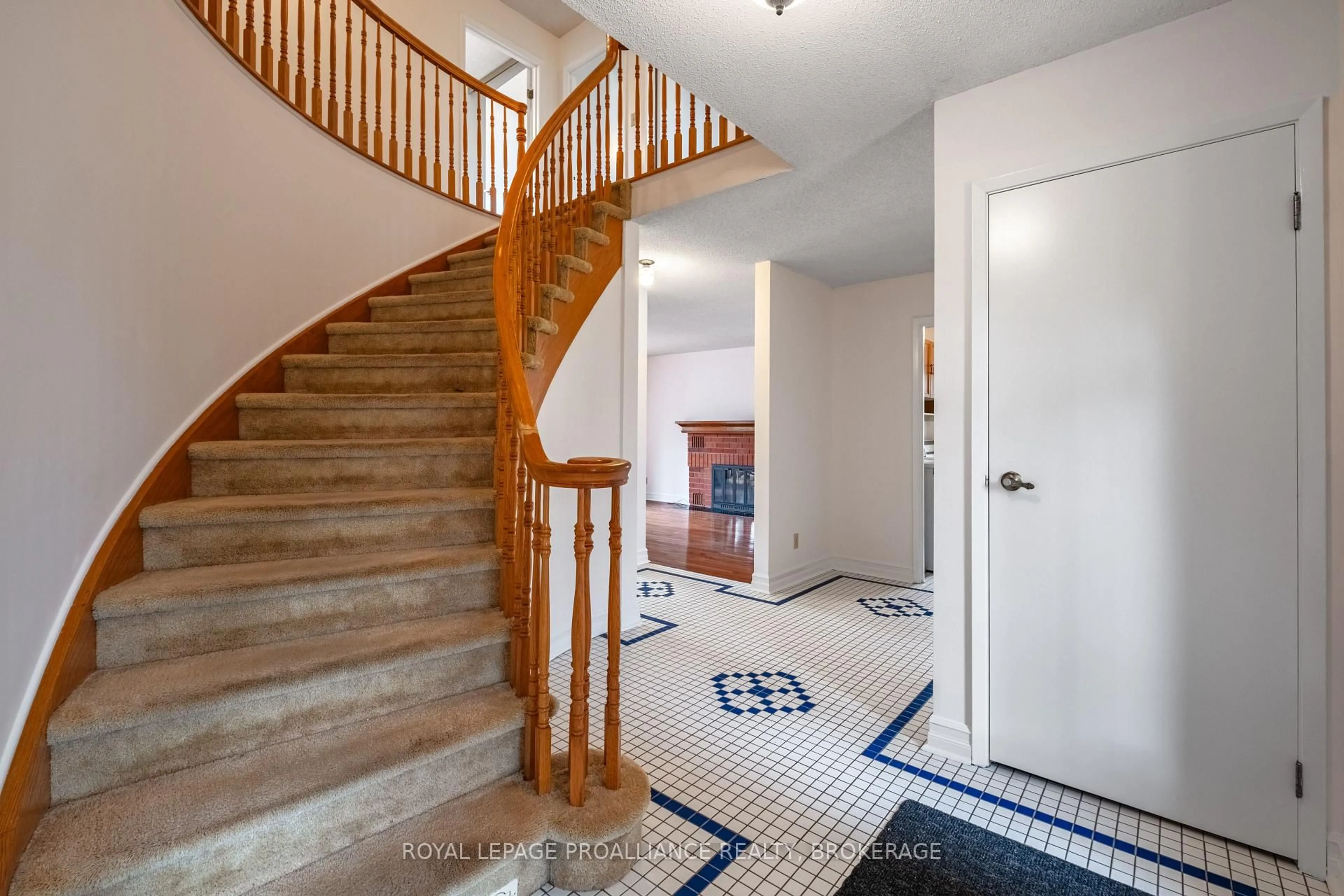 Unknown for 58 Glencoe Cres, Kingston Ontario K7M 7H2