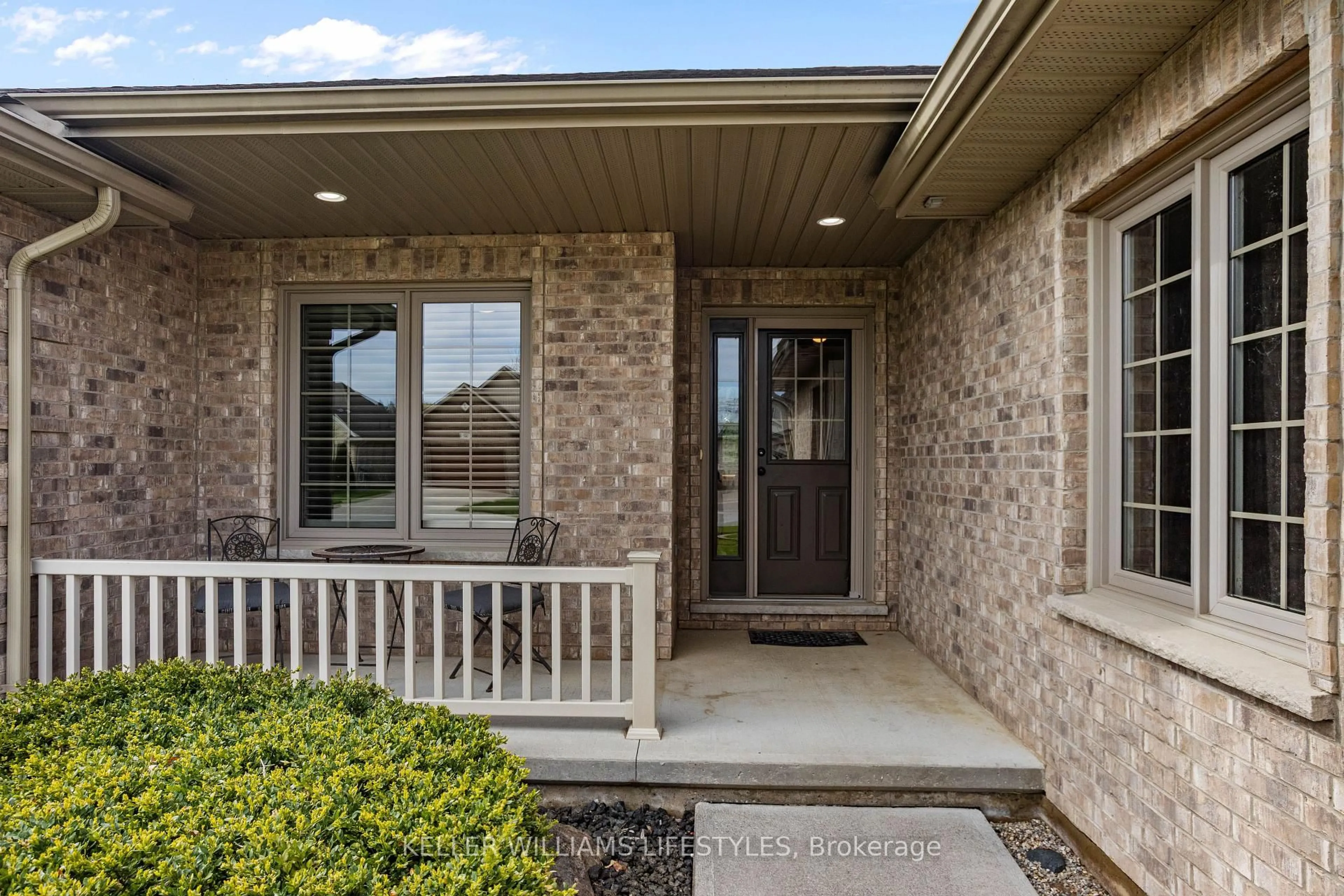 Home with brick exterior material, street for 368 Darcy Dr, Strathroy Caradoc Ontario N7G 0A1