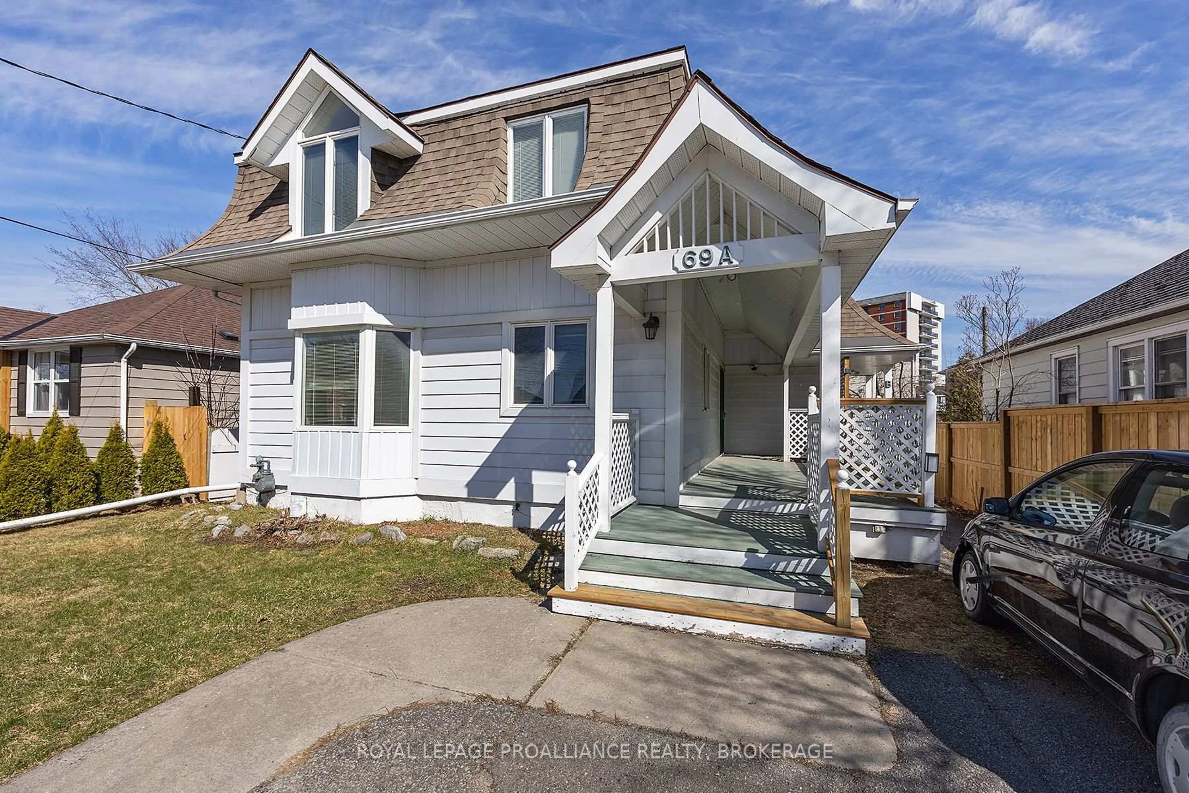 Unknown for 69 Scott St, Kingston Ontario K7L 1L6