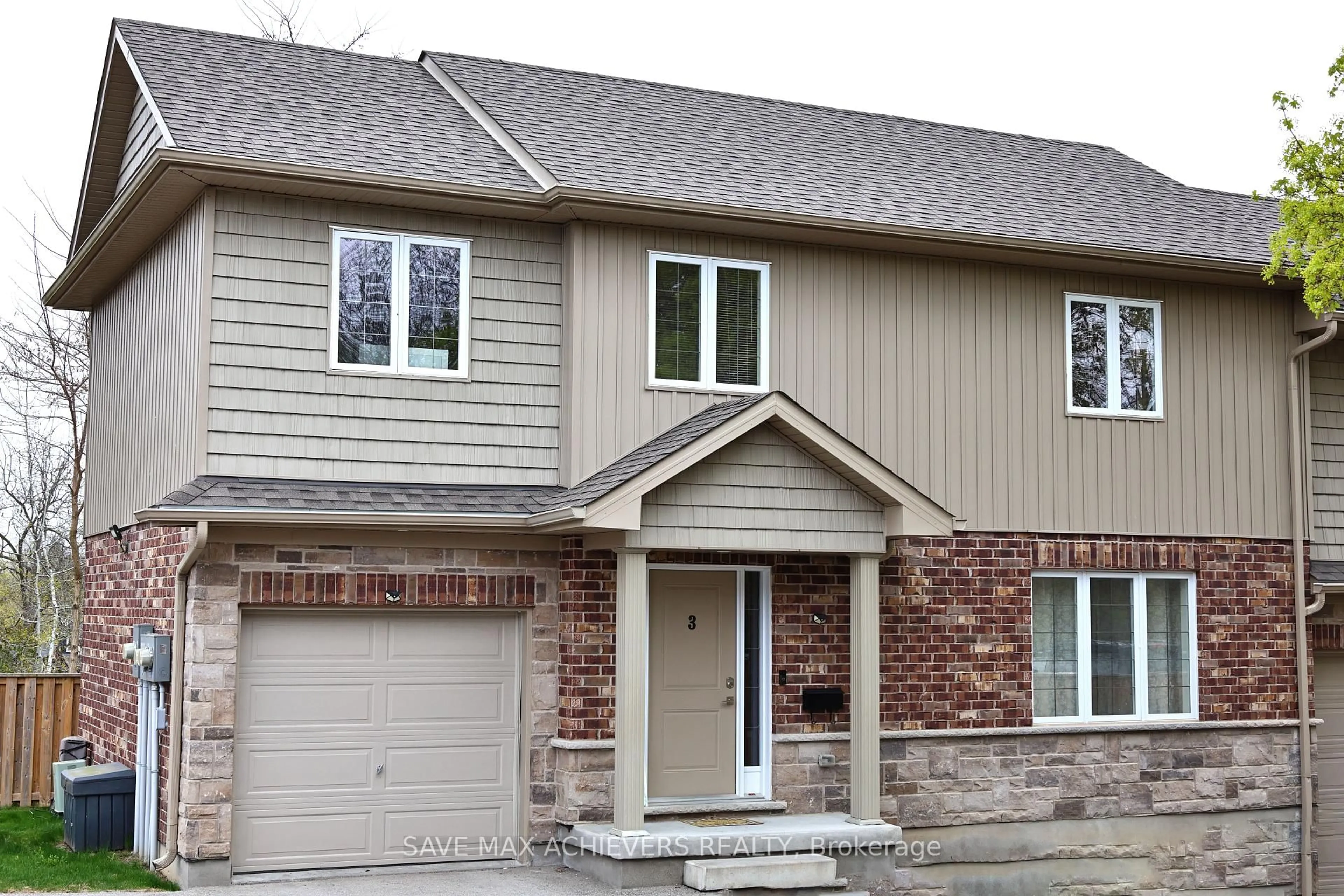 Home with brick exterior material, street for 35 Shamrock St #3, Cambridge Ontario N3C 1H9
