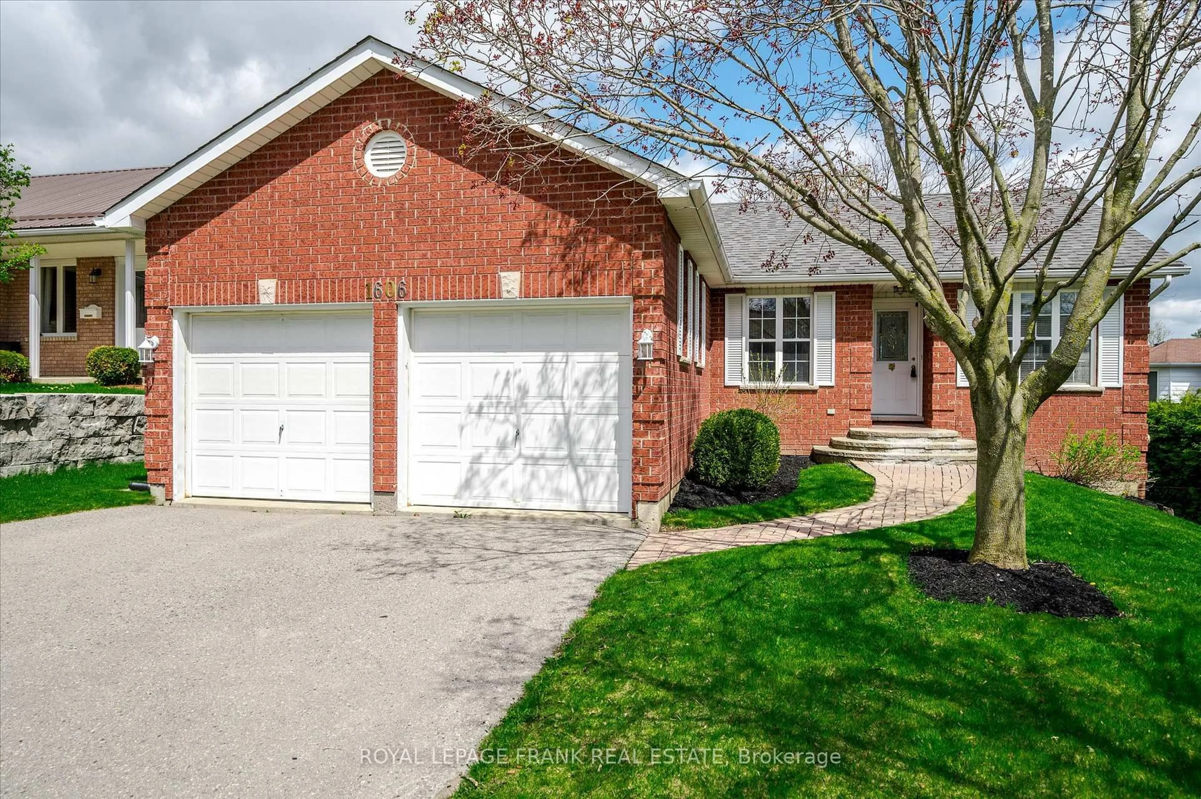 Home with brick exterior material, street for 1606 Ramblewood Dr, Peterborough West Ontario K9K 2C5