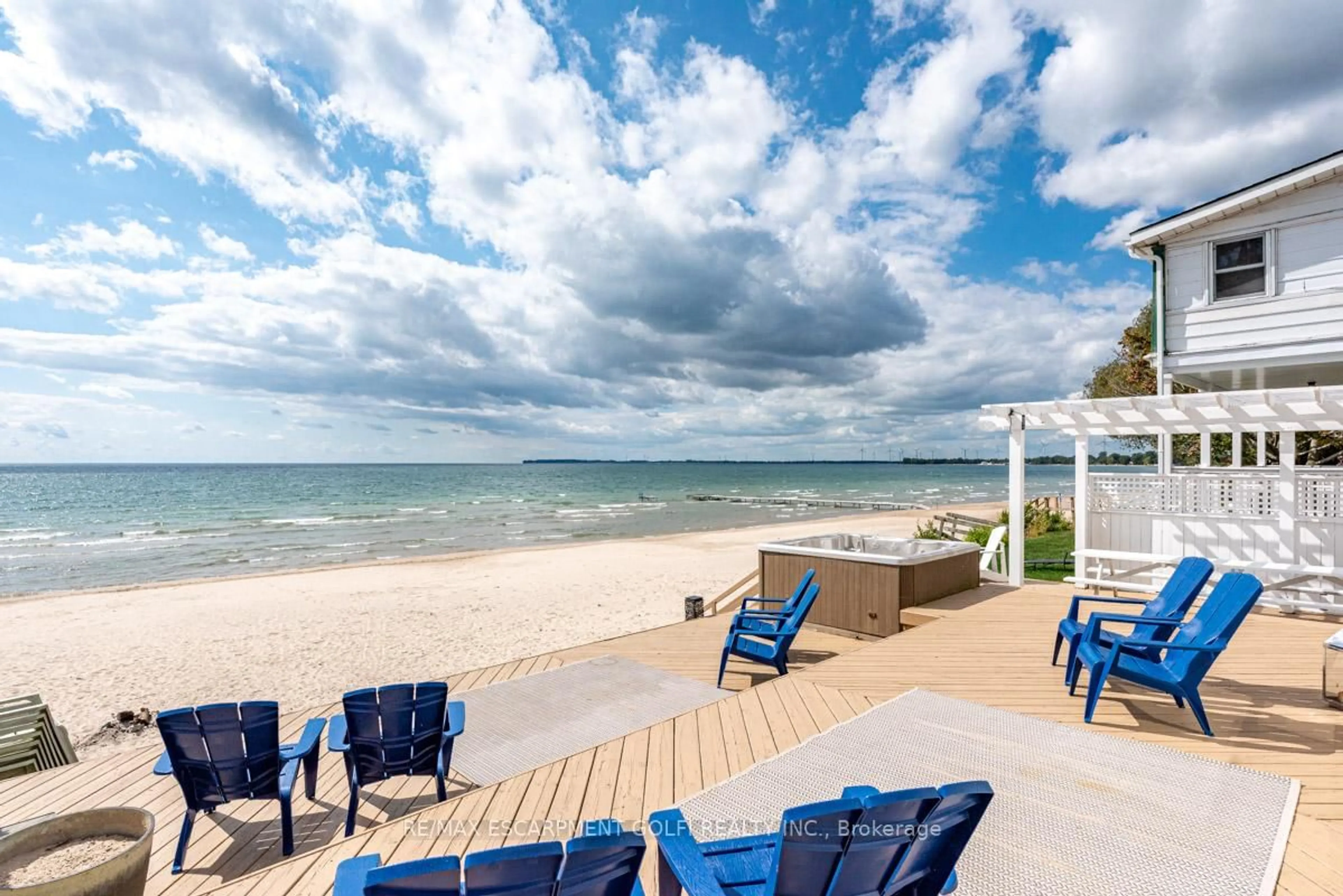 Patio, water/lake/river/ocean view for 12241-12238 Lakeshore Rd, Wainfleet Ontario L0S 1V0