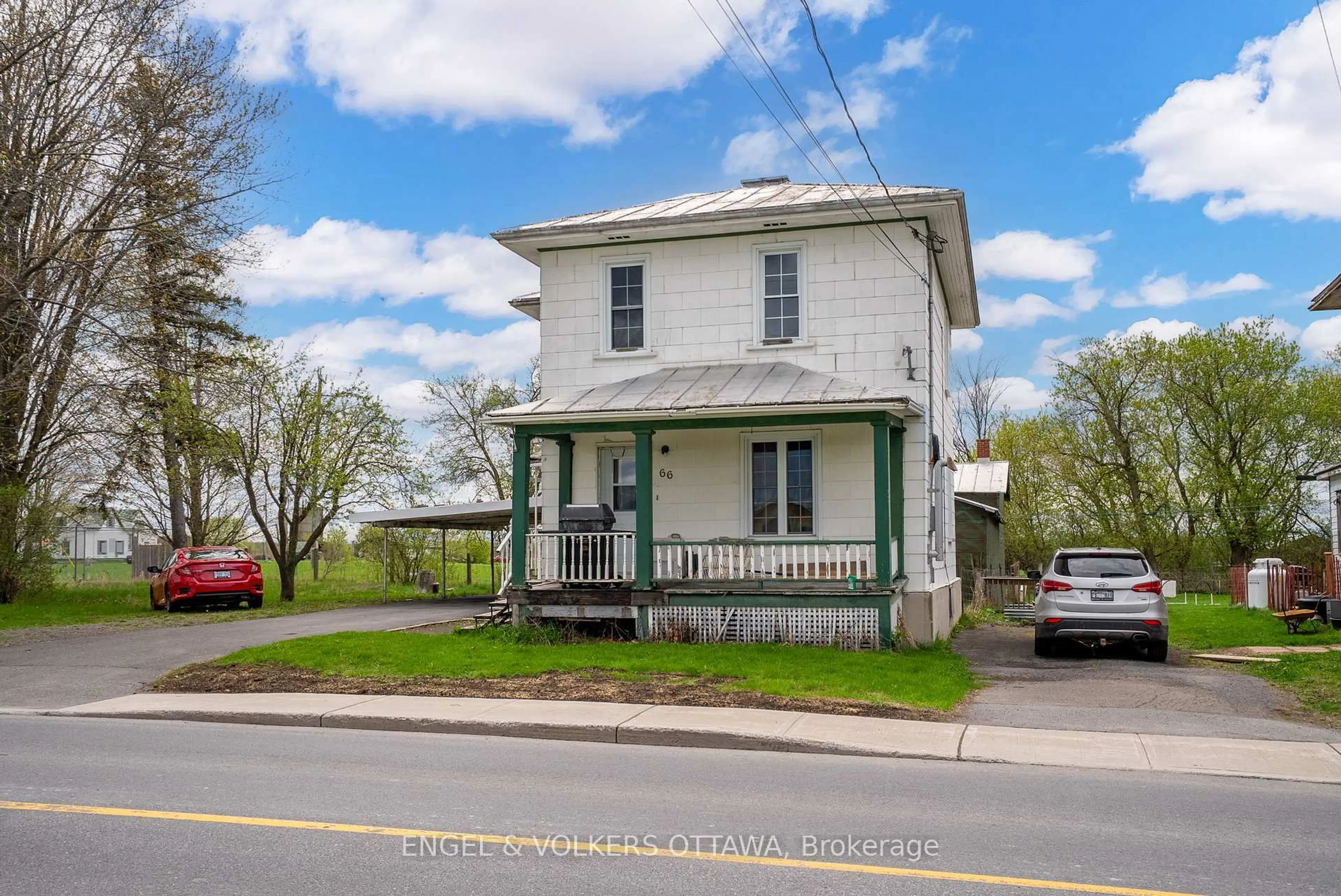 A pic from outside/outdoor area/front of a property/back of a property/a pic from drone, street for 66 Main St, North Glengarry Ontario K0C 1T0