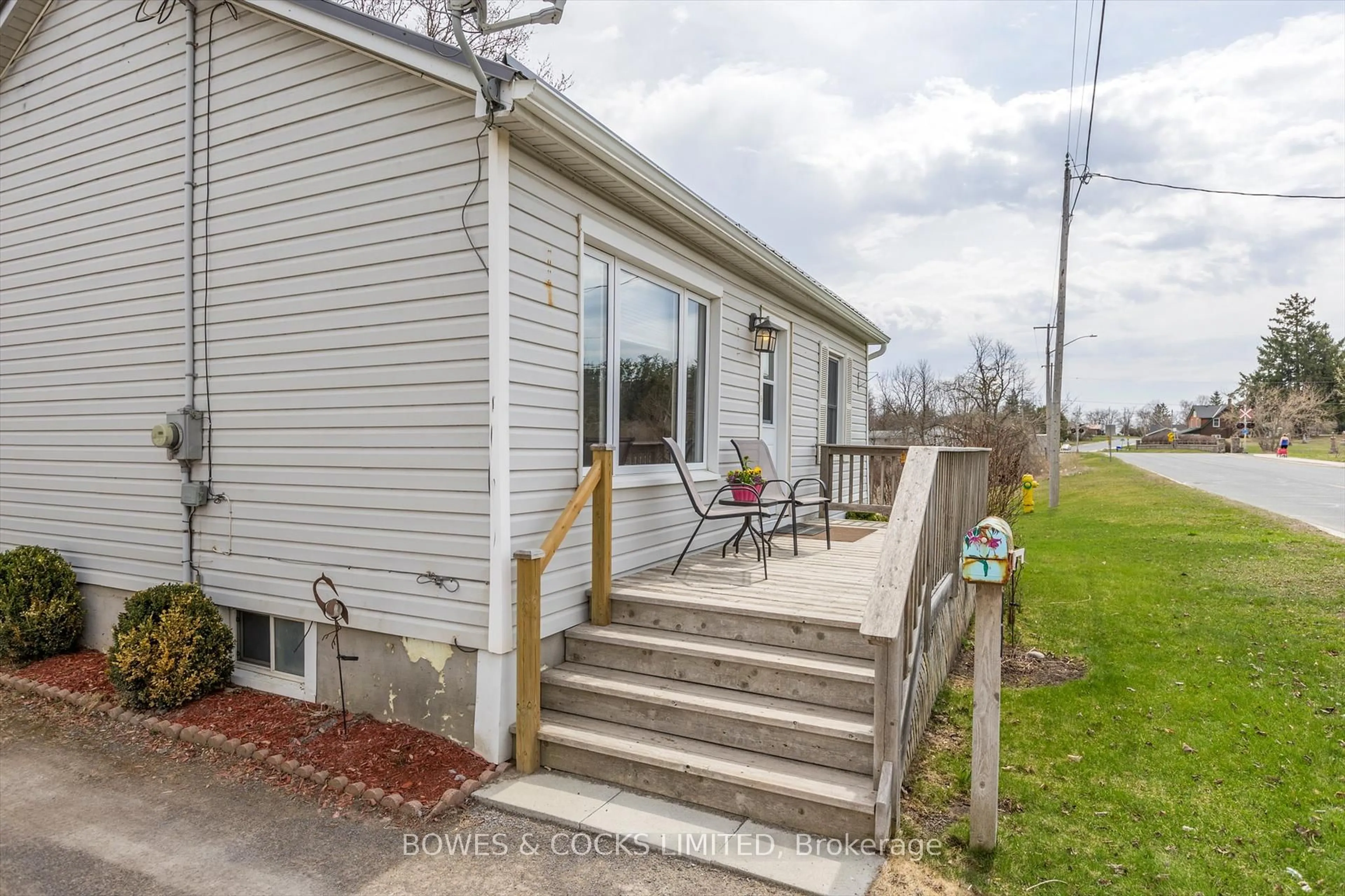 Patio, street for 77 County Rd 40 N/A, Asphodel-Norwood Ontario K0L 2V0