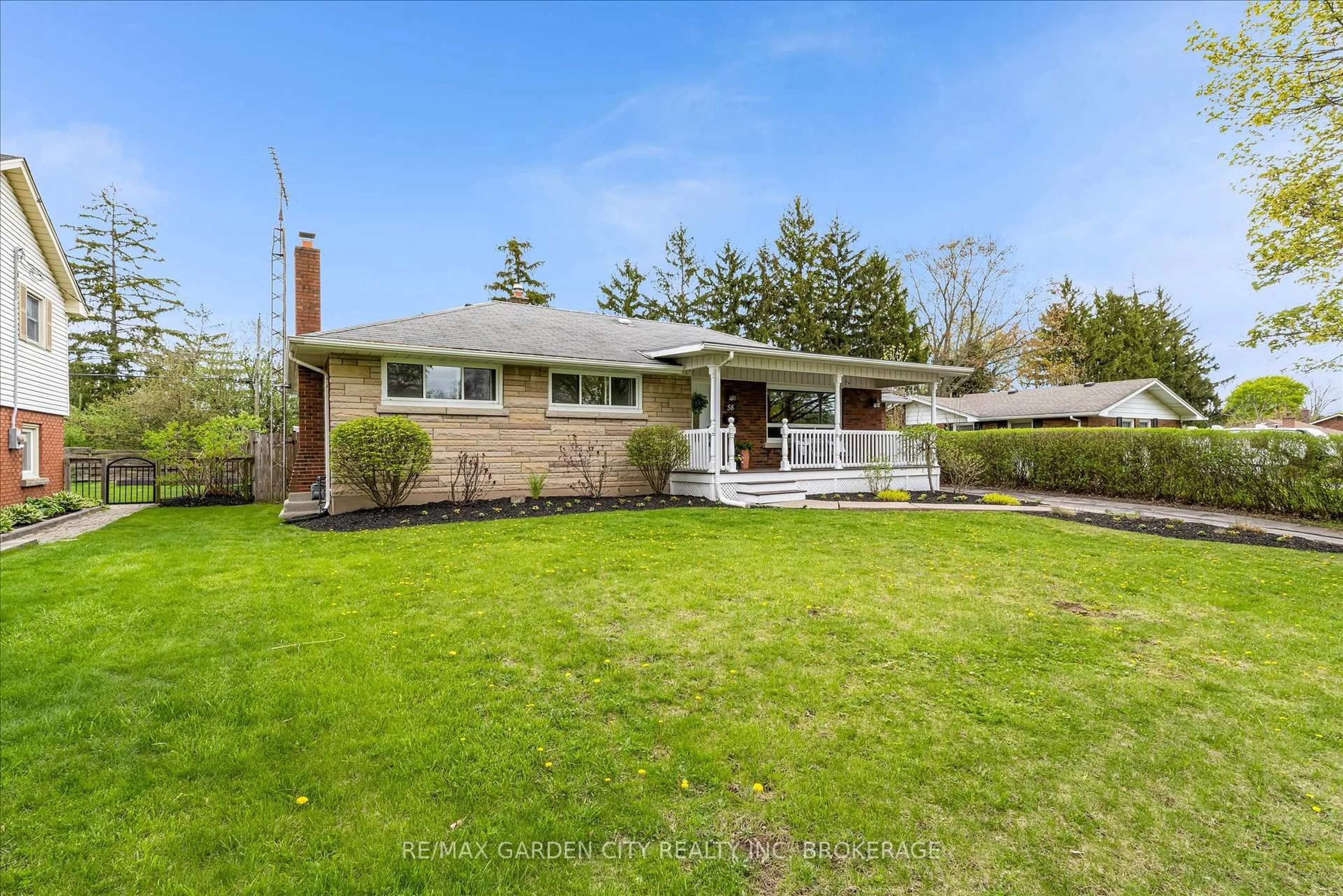 Unknown for 58 Diffin Dr, Welland Ontario L3C 2K1