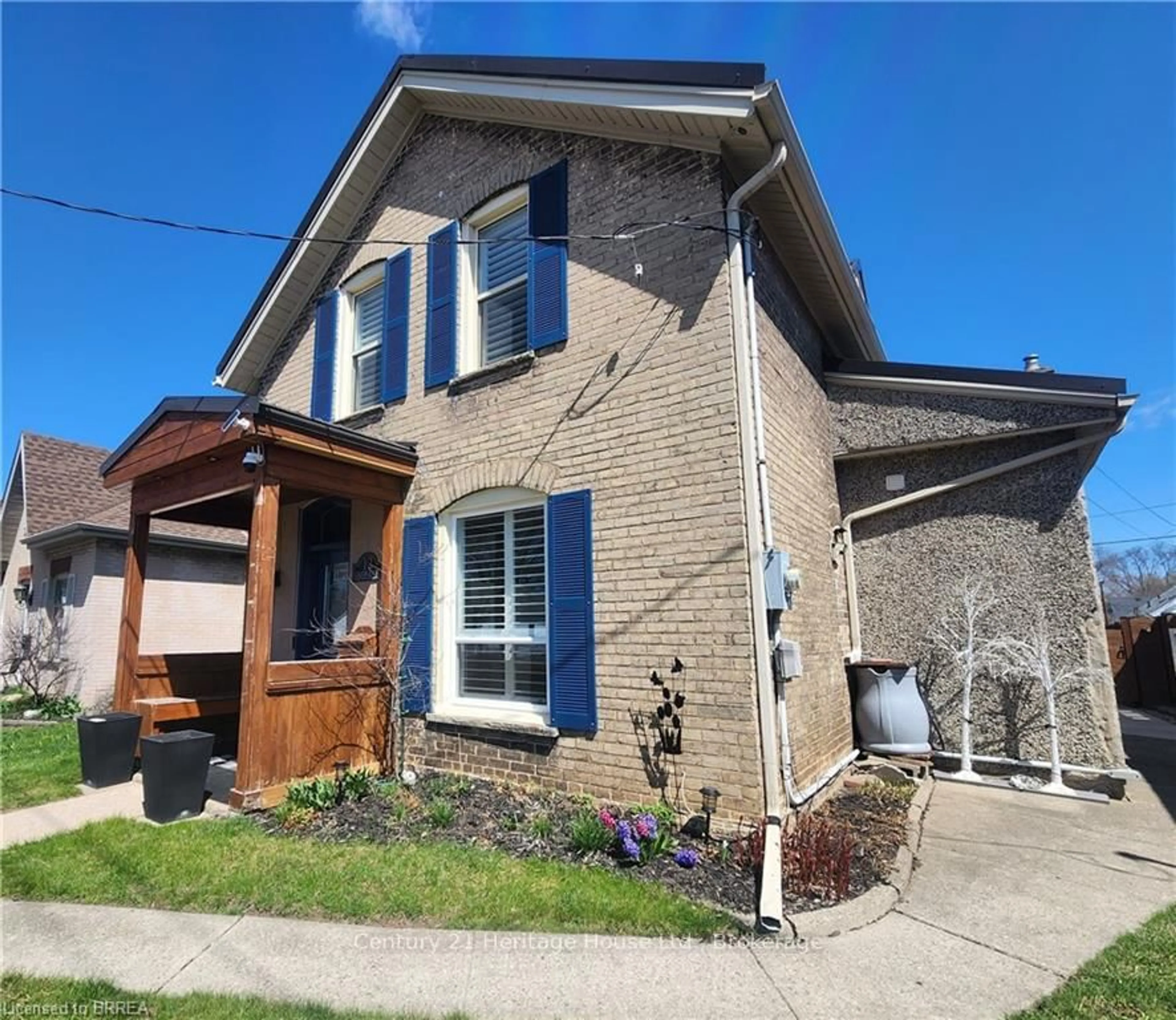 Home with brick exterior material, street for 12 Grandview St, Brant Ontario N3R 1Y4