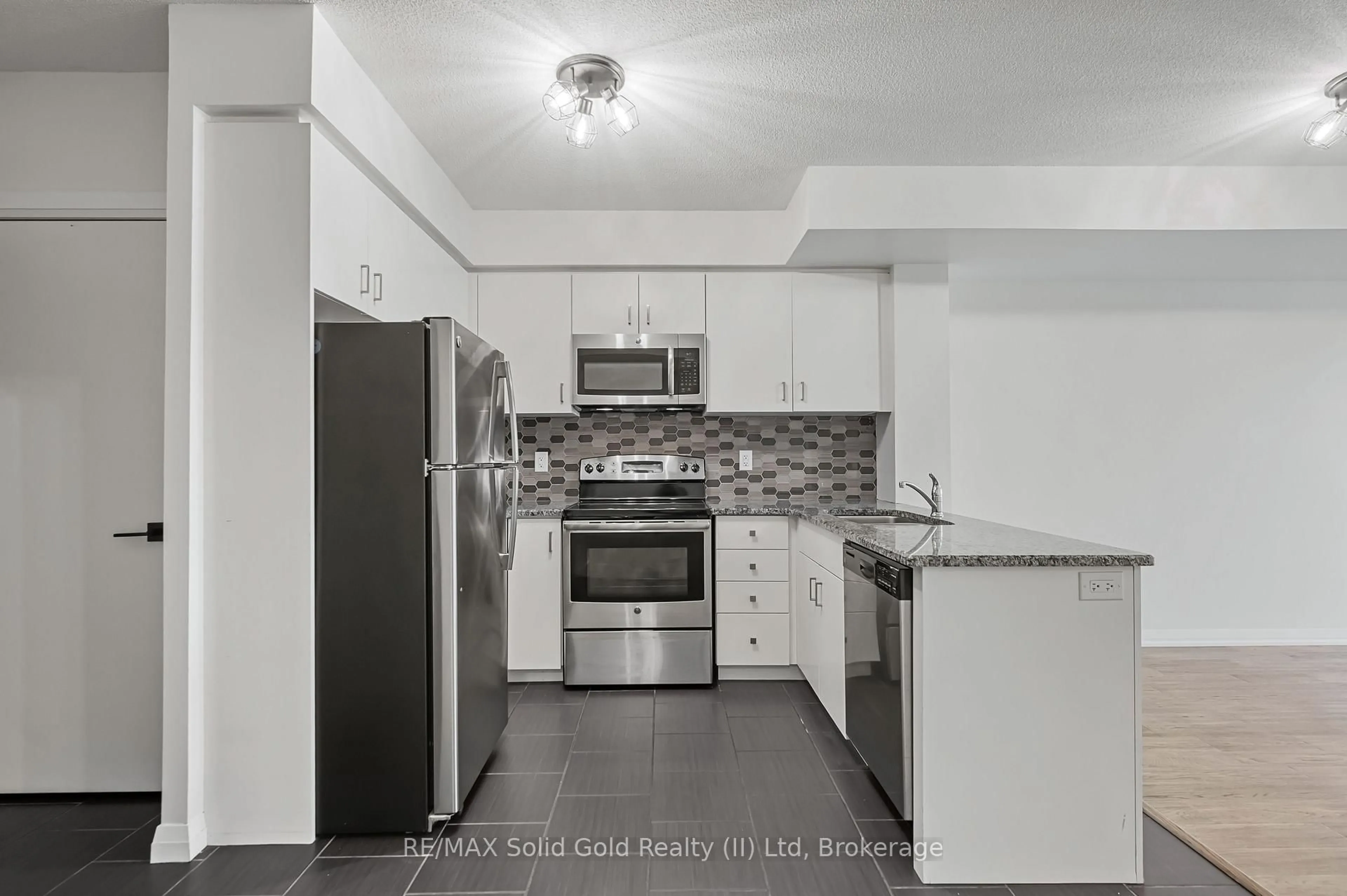 Standard kitchen, unknown for 53 Arthur St #807, Guelph Ontario N1E 0P5