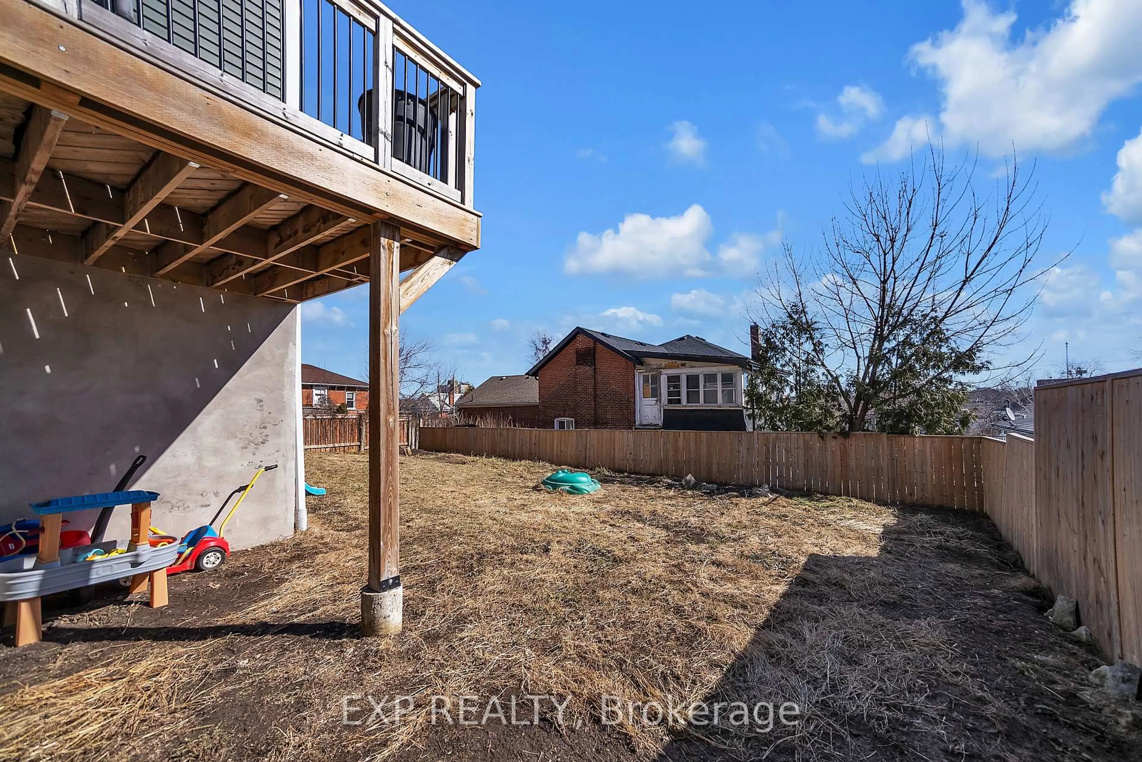 Unknown for 19 Isabel St, Belleville Ontario K8P 3N4