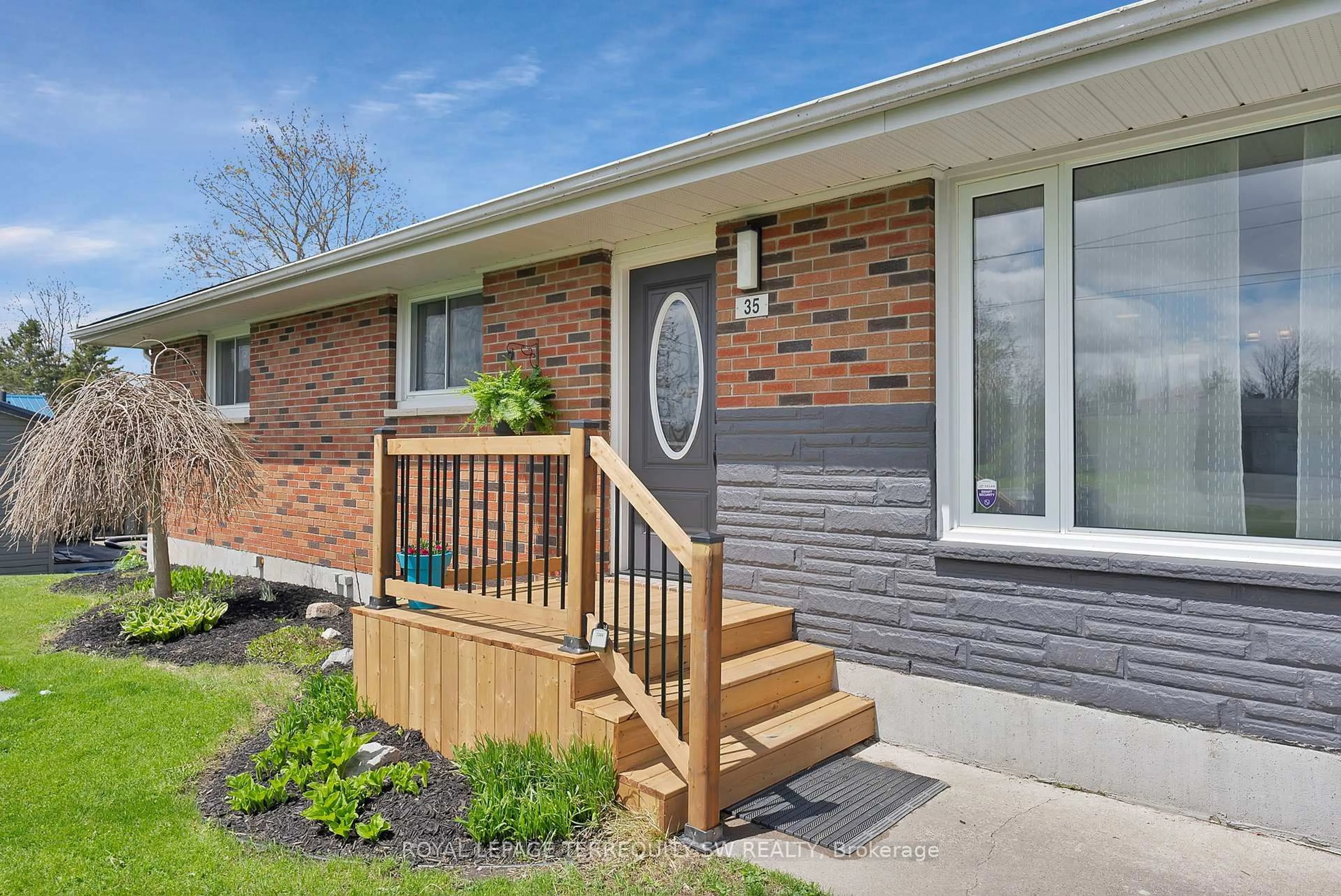 Home with brick exterior material, street for 35 Queen St, Trent Hills Ontario K0L 1Y0