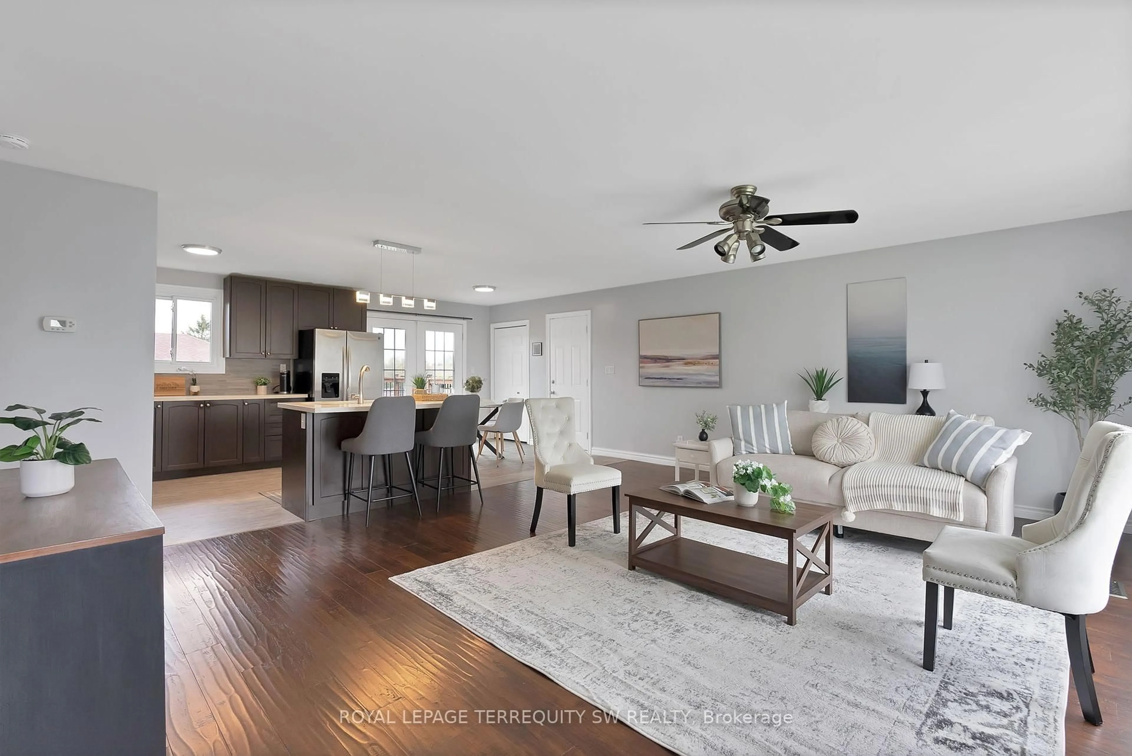 Living room with furniture, unknown for 35 Queen St, Trent Hills Ontario K0L 1Y0