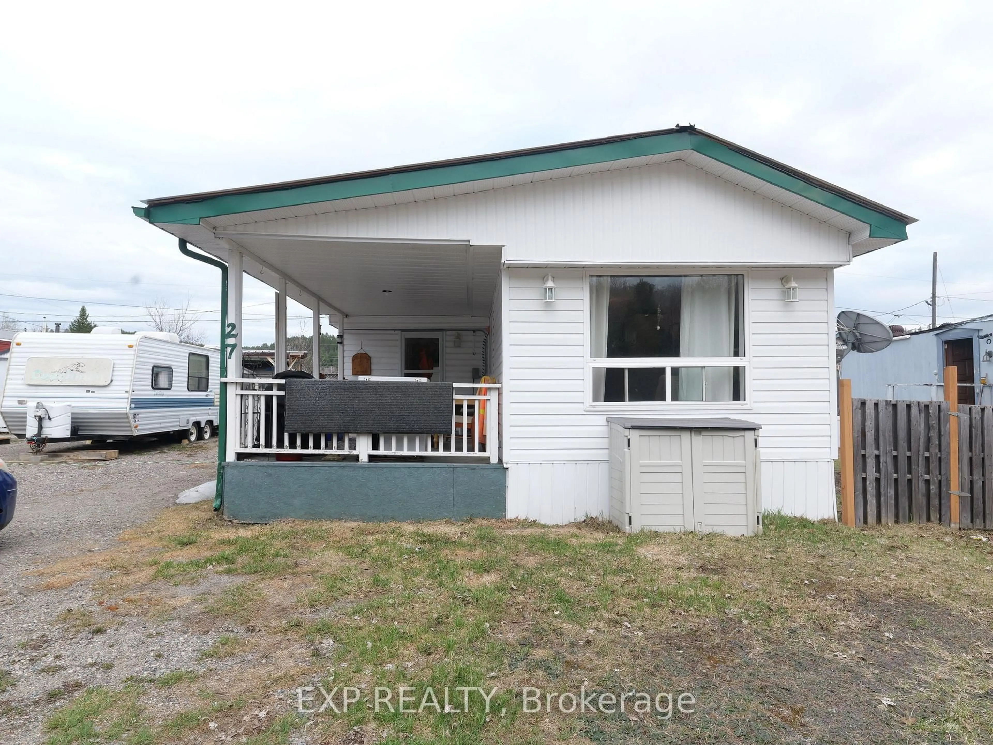 Home with vinyl exterior material, building for 27 Mountain Ave, Greater Sudbury Ontario P0M 2C0