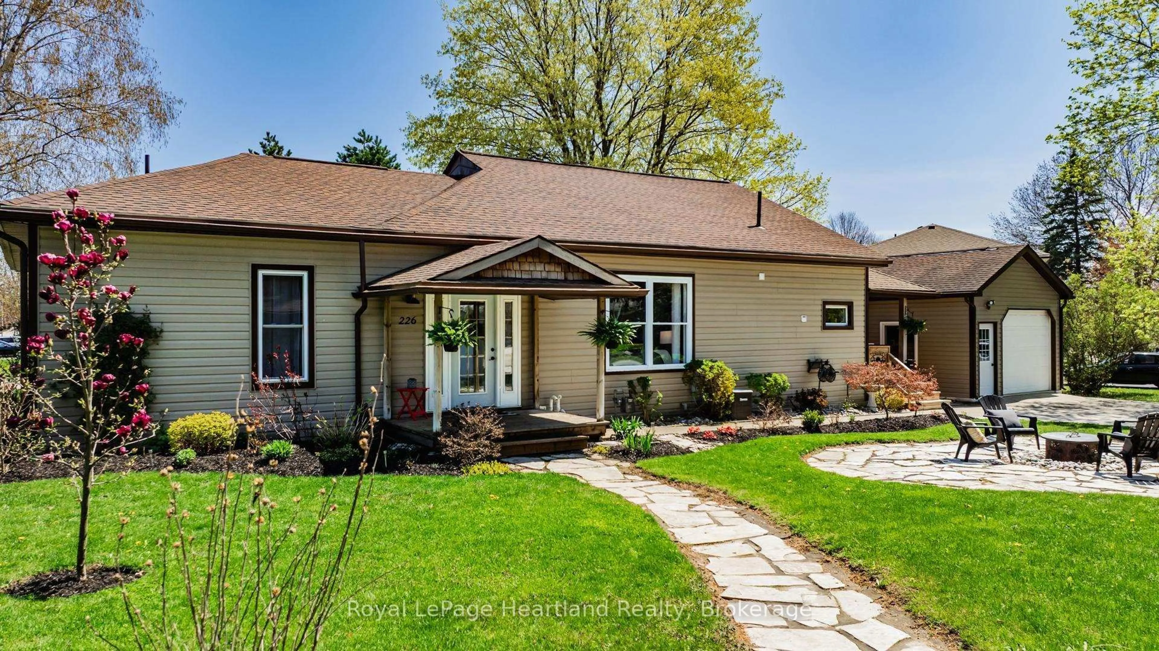 Unknown for 226 Mary St, Central Huron Ontario N0M 1L0