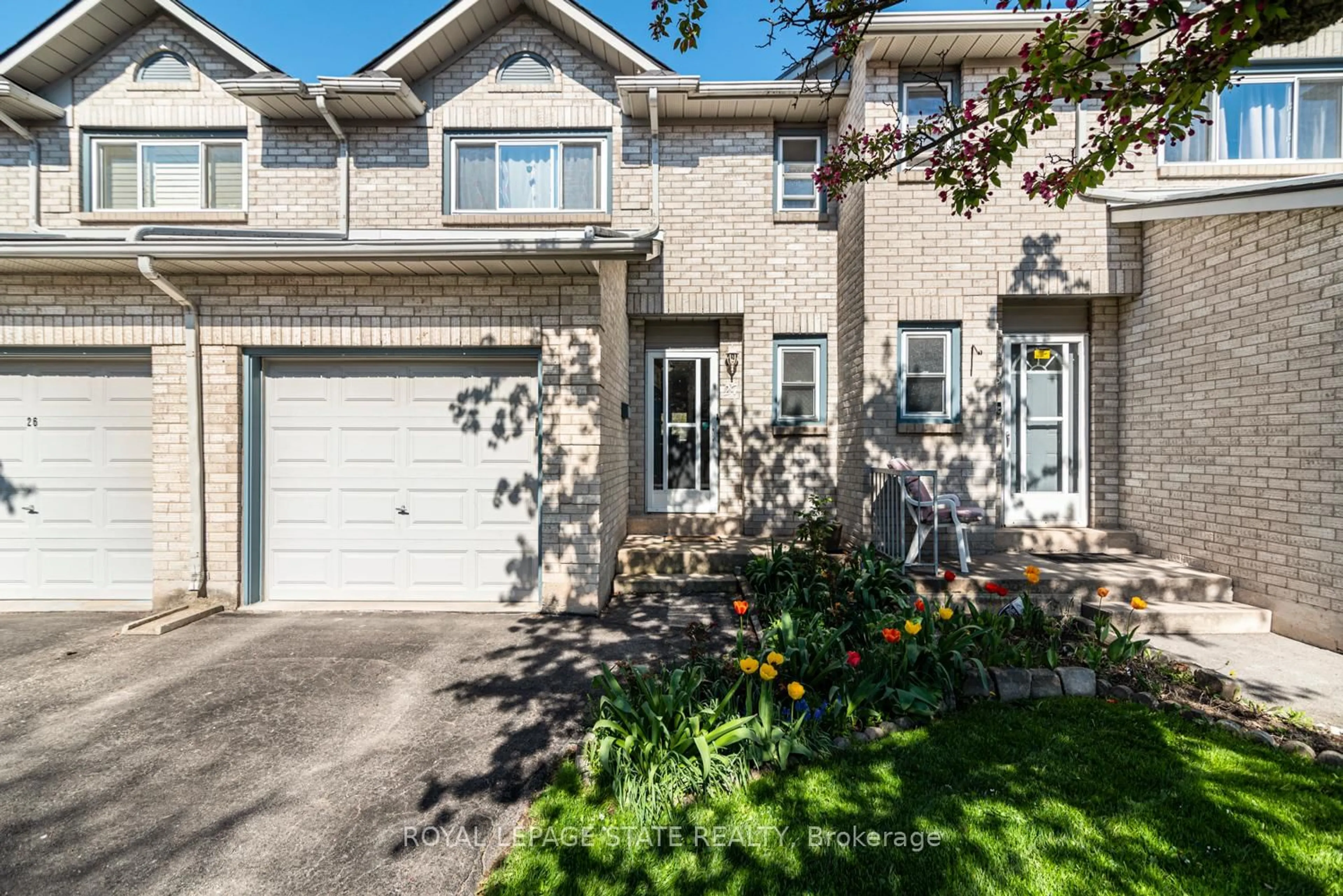 Home with brick exterior material, street for 2 Royalwood Crt #27, Hamilton Ontario L8E 4Y9