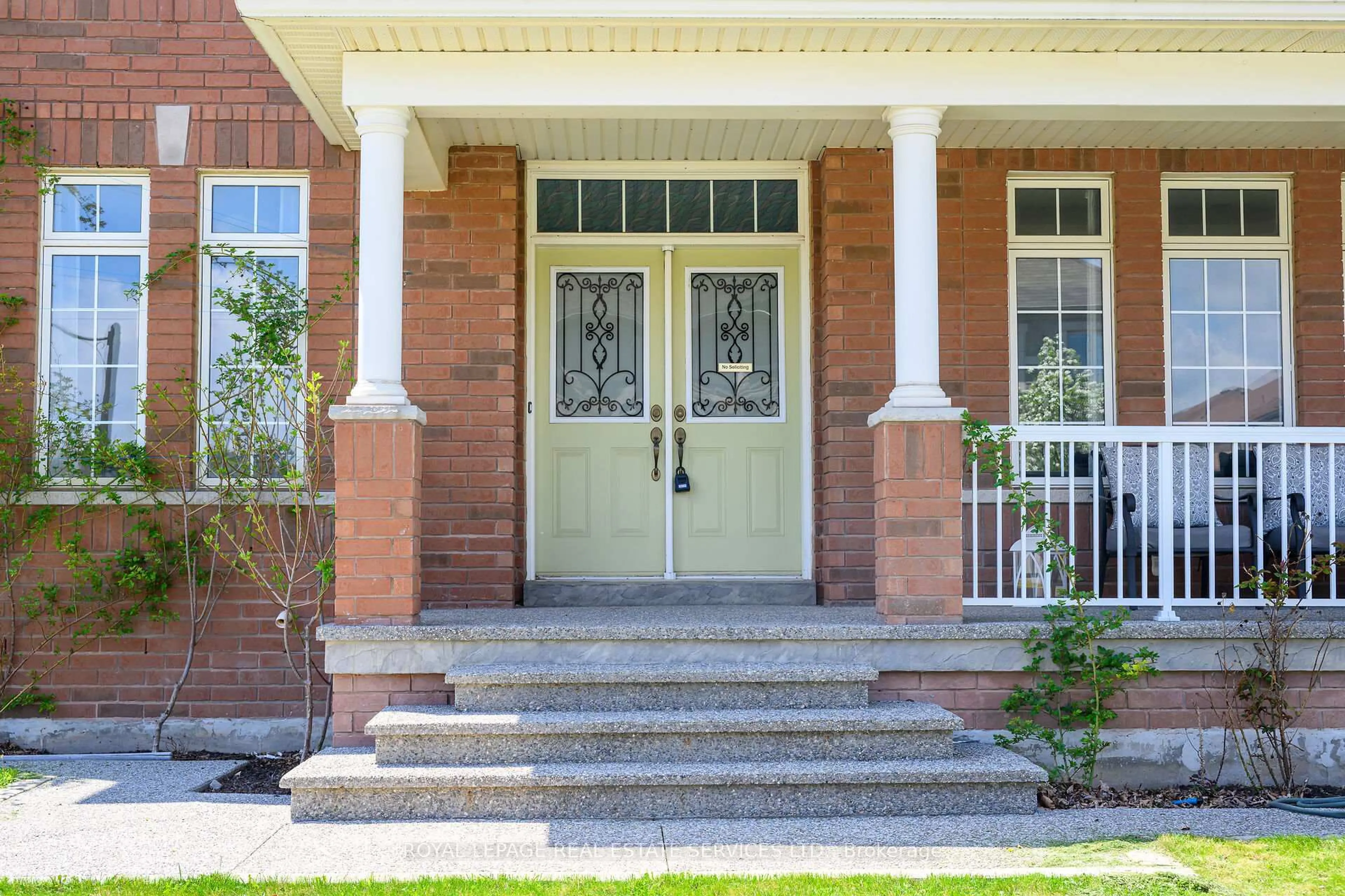 Home with brick exterior material, street for 123 Attridge Cres, Hamilton Ontario L0R 2H7