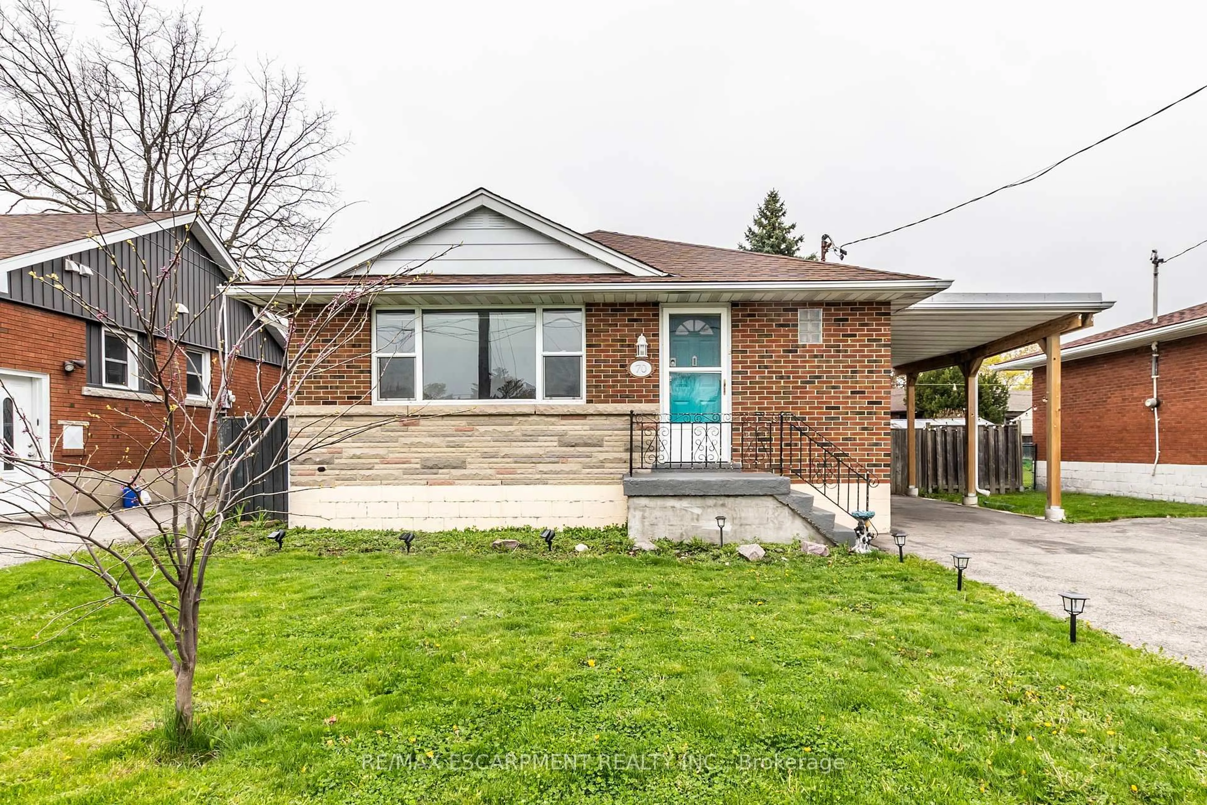 Home with brick exterior material, street for 70 Toby Cres, Hamilton Ontario L8T 2N8