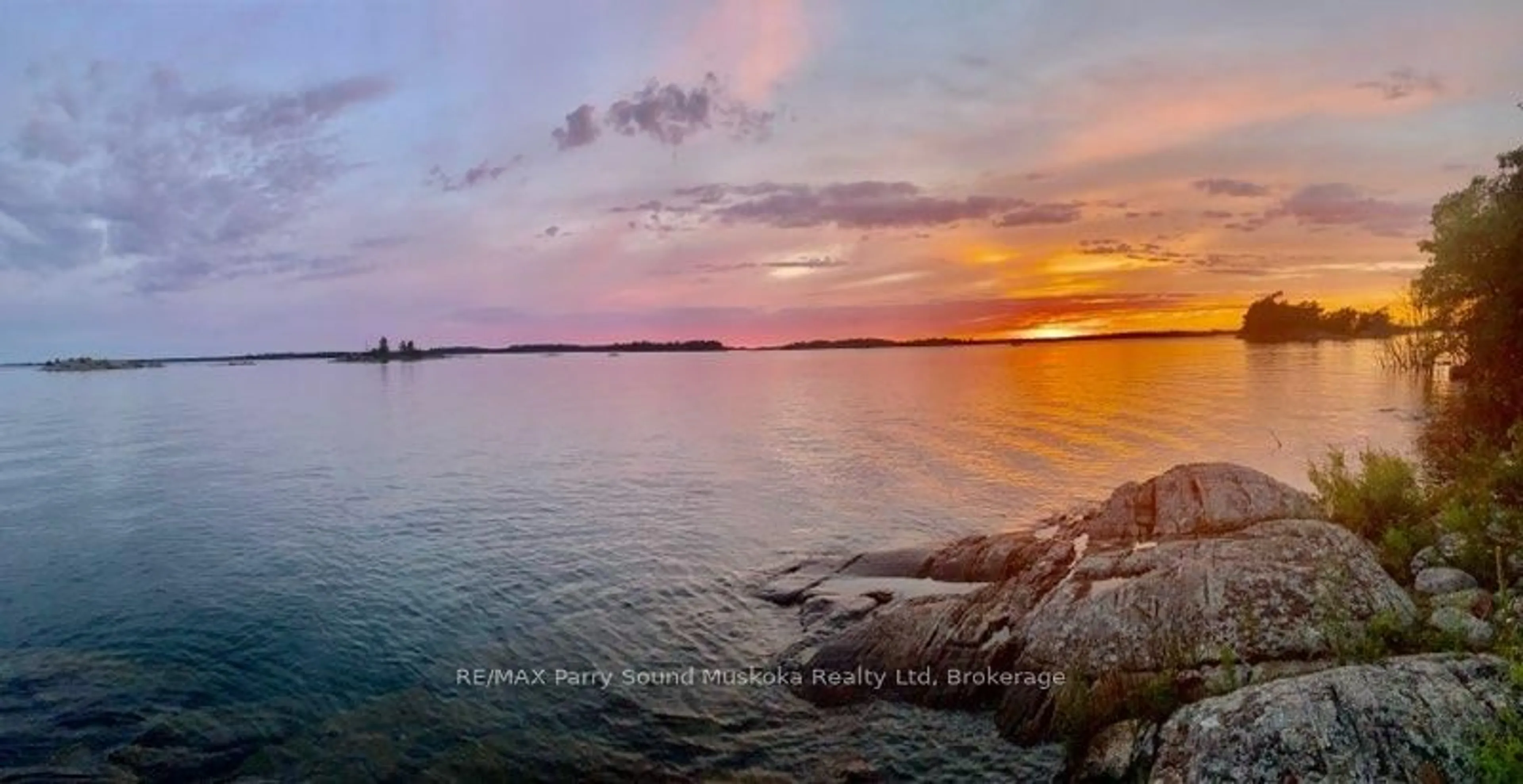 Blurry image for 1 A71 EYEWAHAY N/A, The Archipelago Ontario P0G 1K0