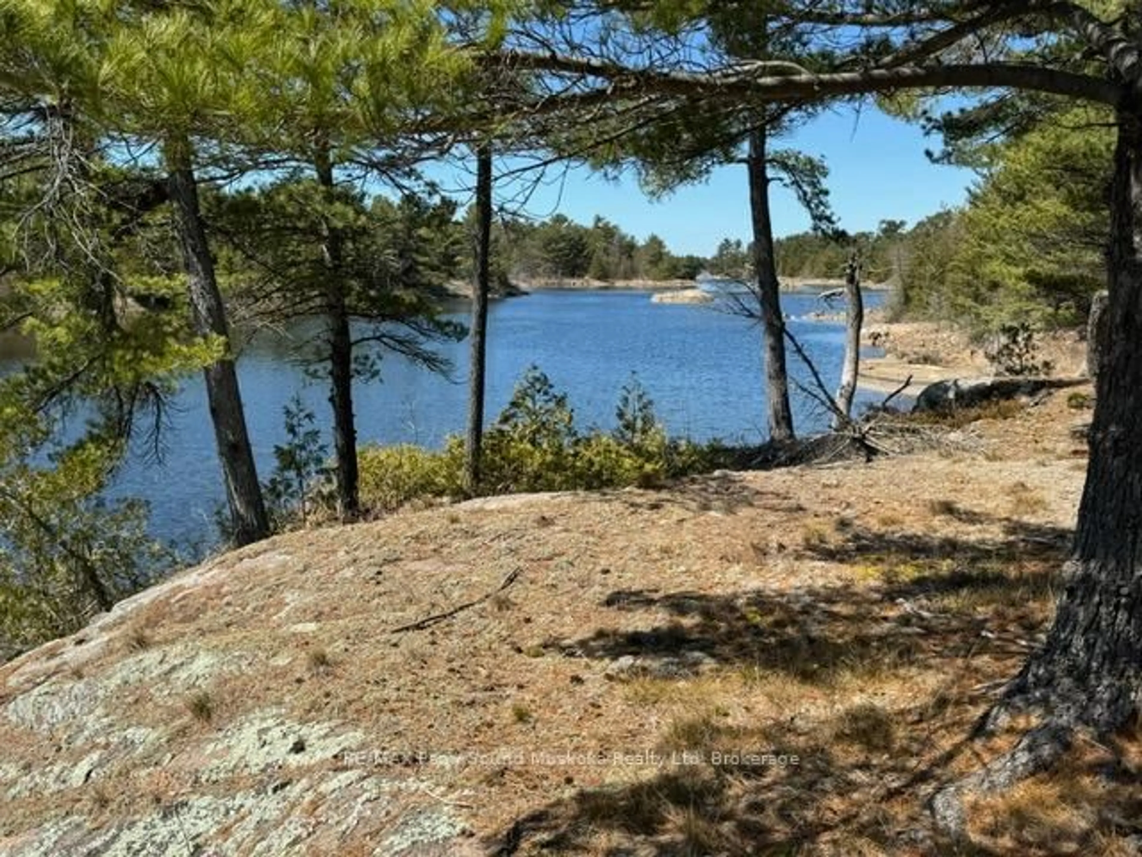 Unknown for 1 B844, The Archipelago Ontario P0G 1K0