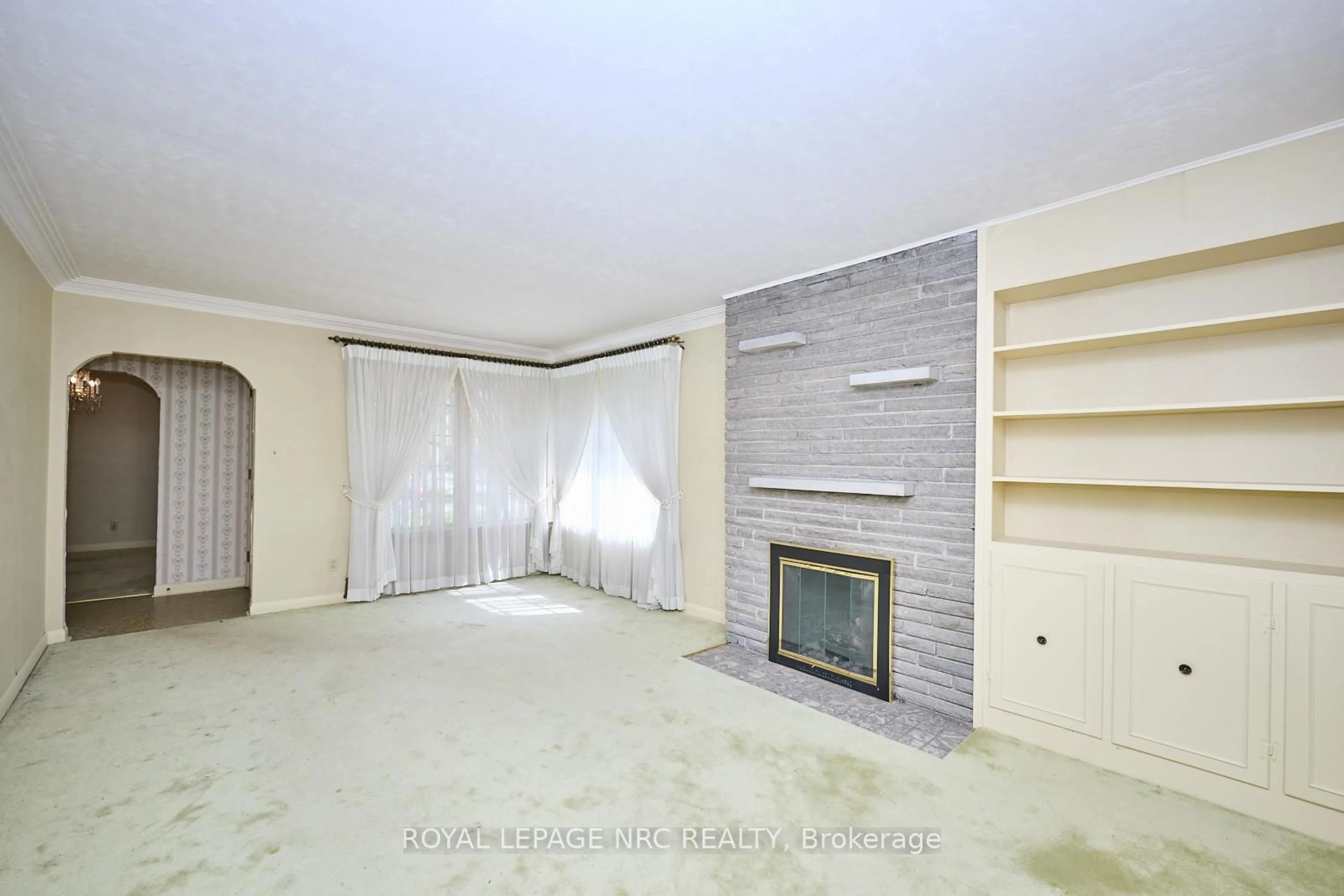 A pic of a room for 90 Glenridge Ave, St. Catharines Ontario L2R 4X3