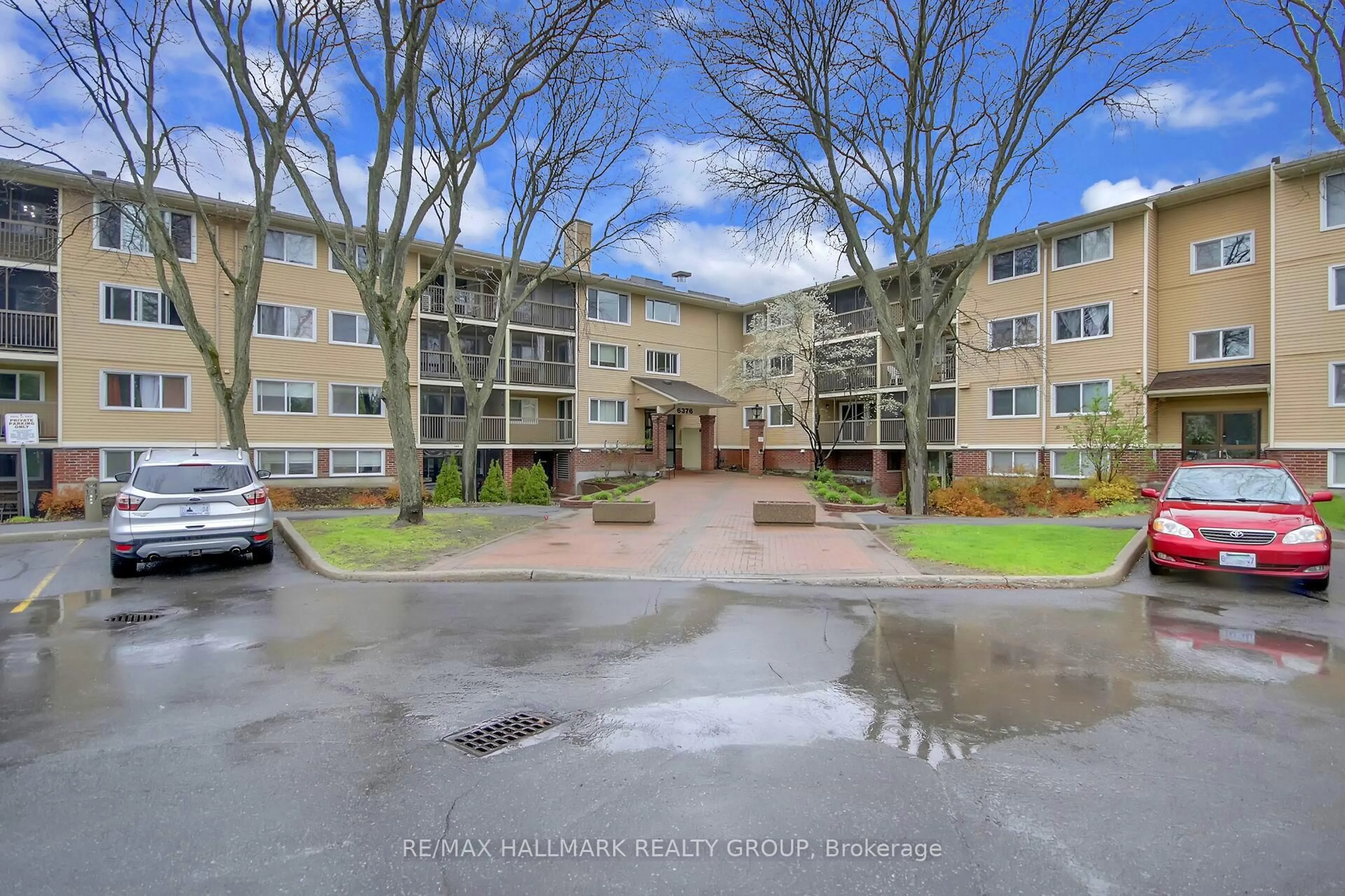 Unknown for 6376 Bilberry Dr #215, Ottawa Ontario K1C 4P6