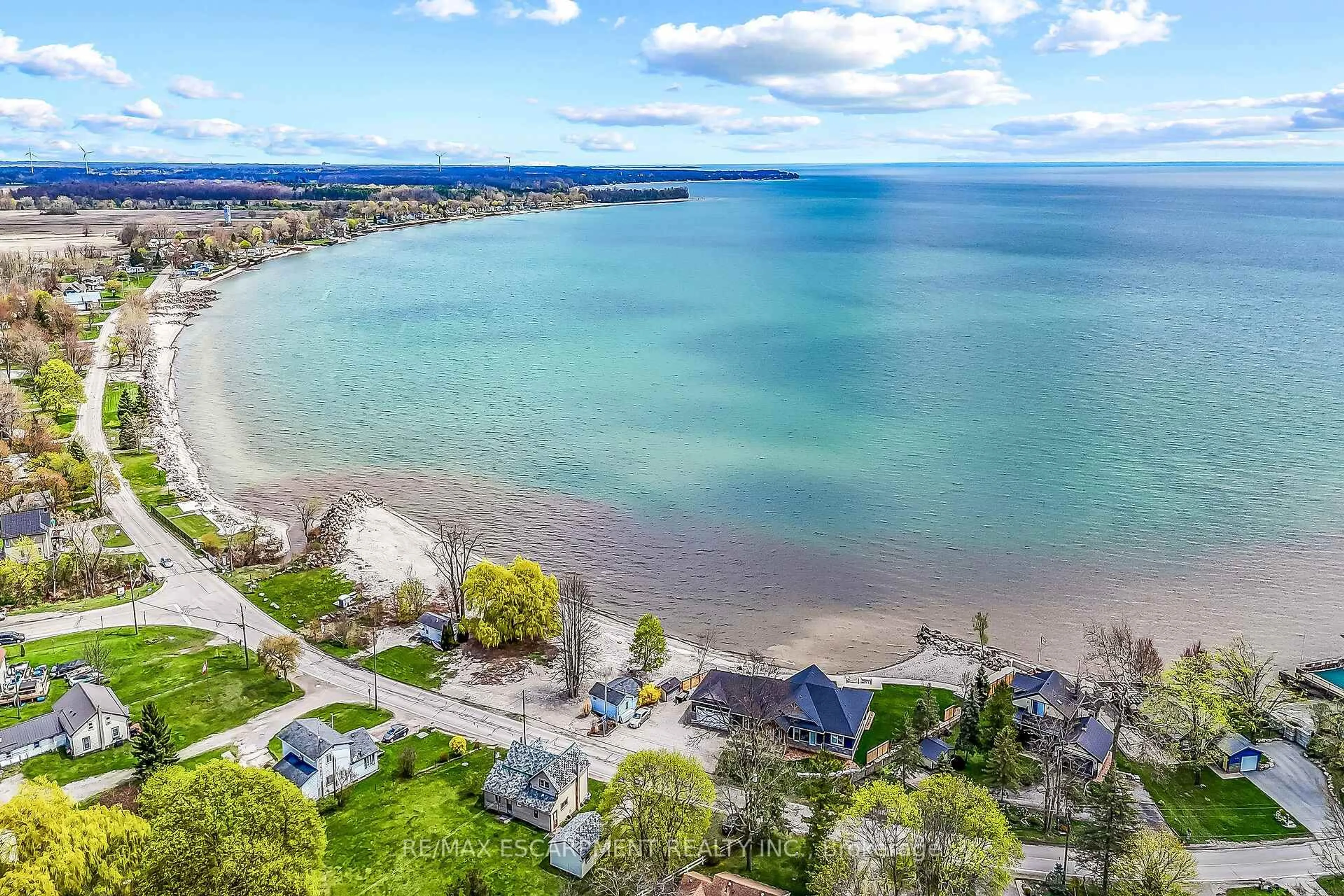 A pic from outside/outdoor area/front of a property/back of a property/a pic from drone, water/lake/river/ocean view for 2779 NORTH SHORE Dr, Haldimand Ontario N0A 1K0