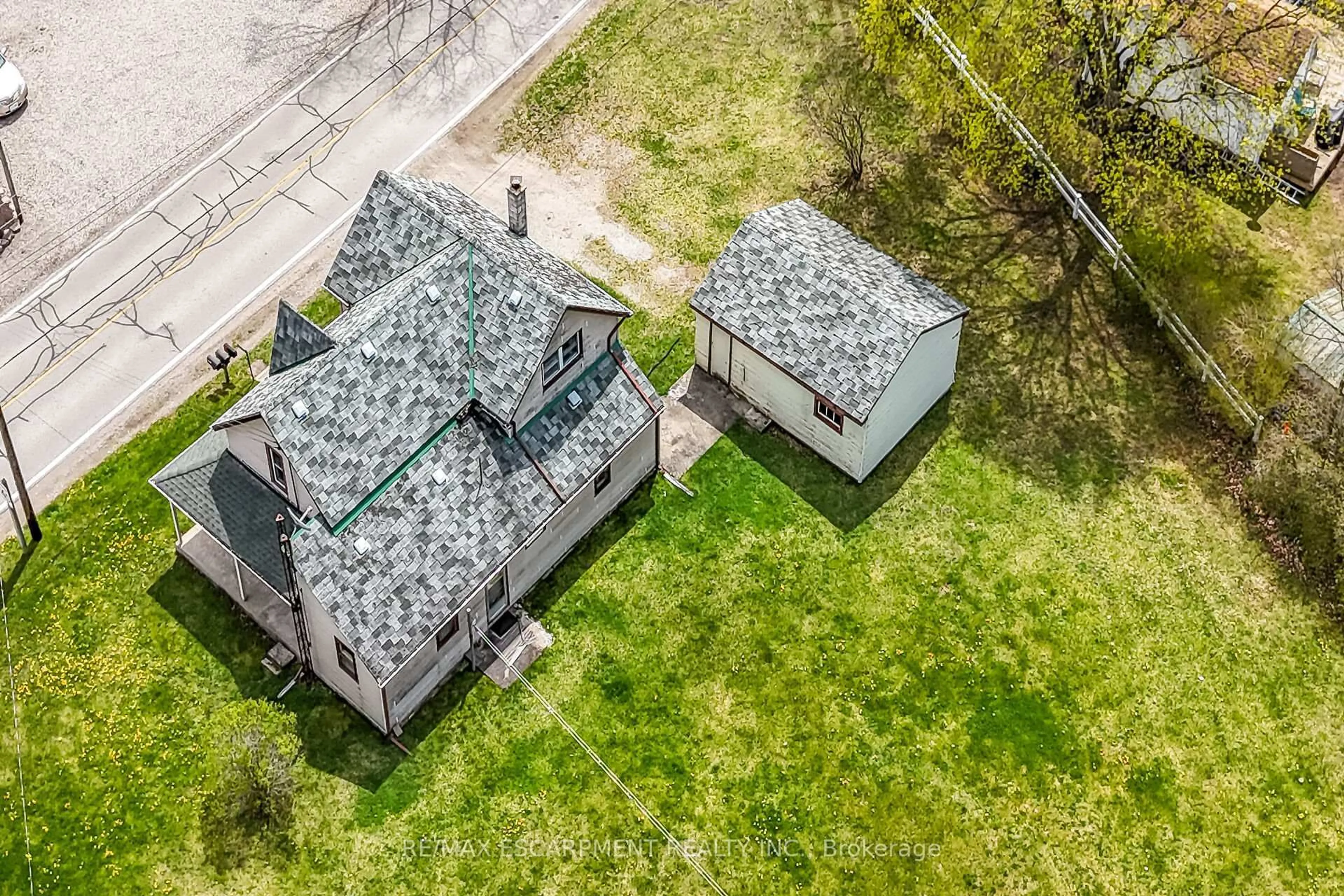 A pic from outside/outdoor area/front of a property/back of a property/a pic from drone, unknown for 2779 NORTH SHORE Dr, Haldimand Ontario N0A 1K0
