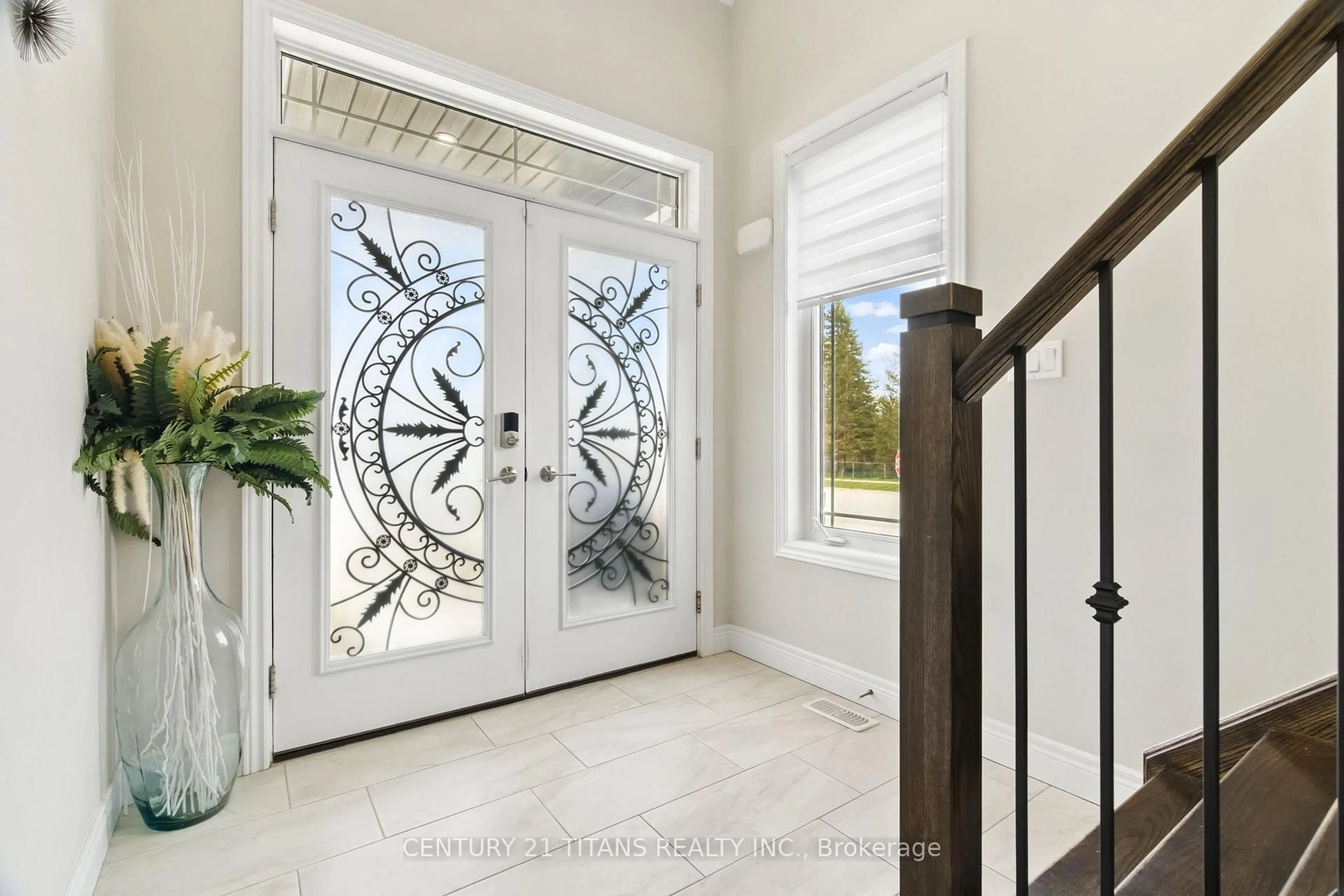 Indoor entryway for 2 Sparrow Cres, East Luther Grand Valley Ontario L9W 7P2