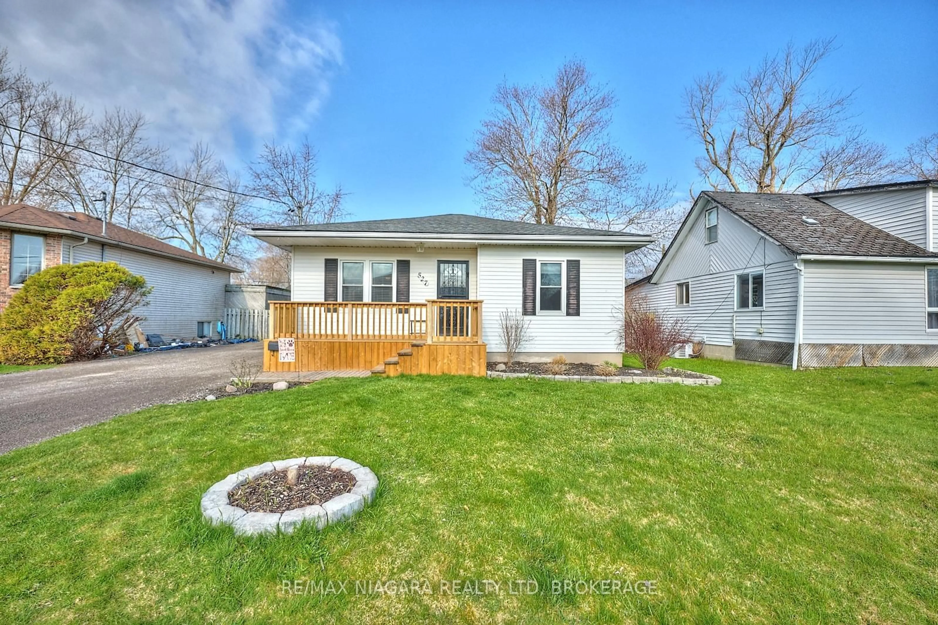 Unknown for 527 Ferndale Ave, Fort Erie Ontario L2A 5C5