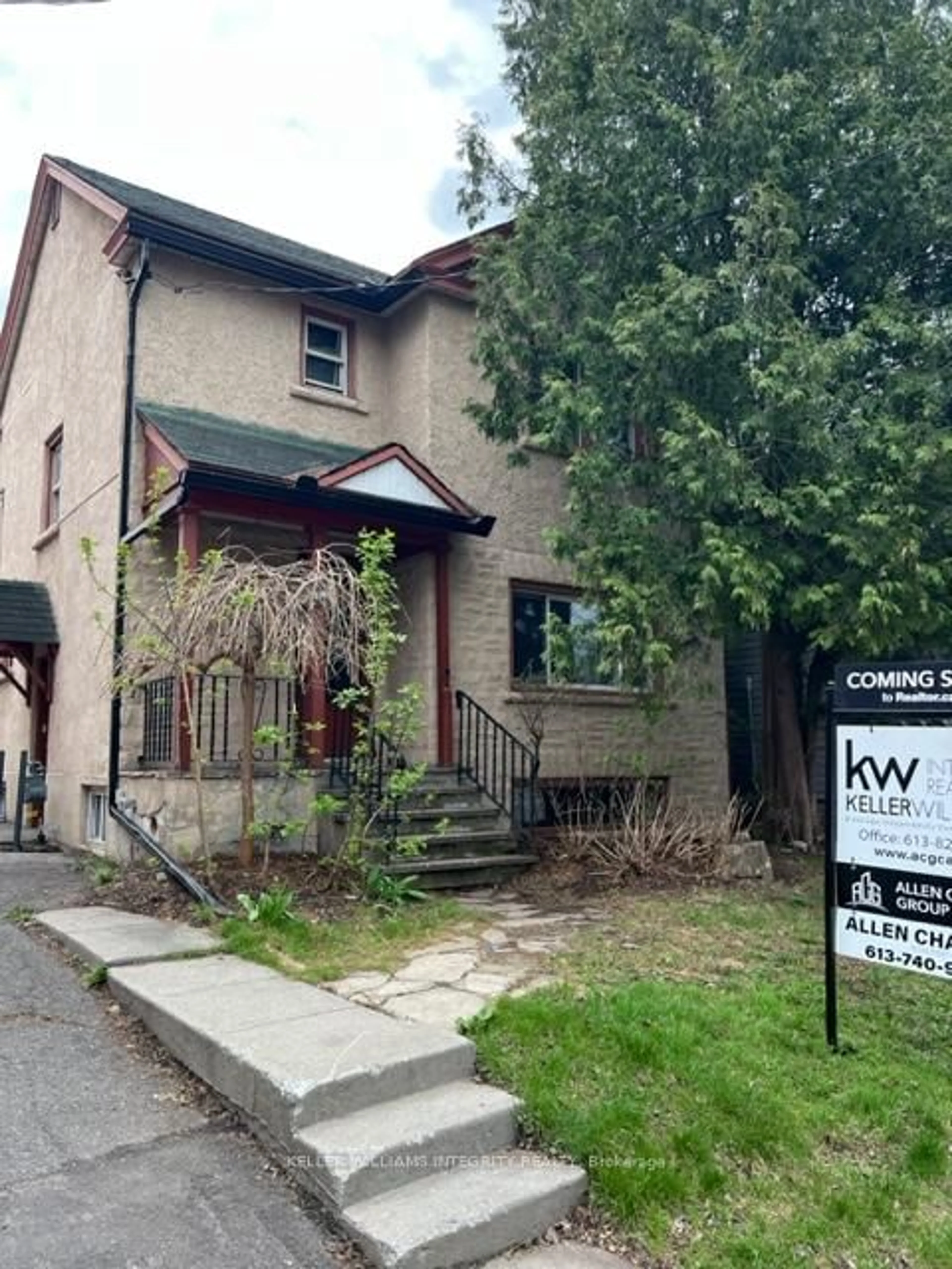 Home with brick exterior material, street for 222 Mcarthur Ave, Ottawa Ontario K1L 6P5
