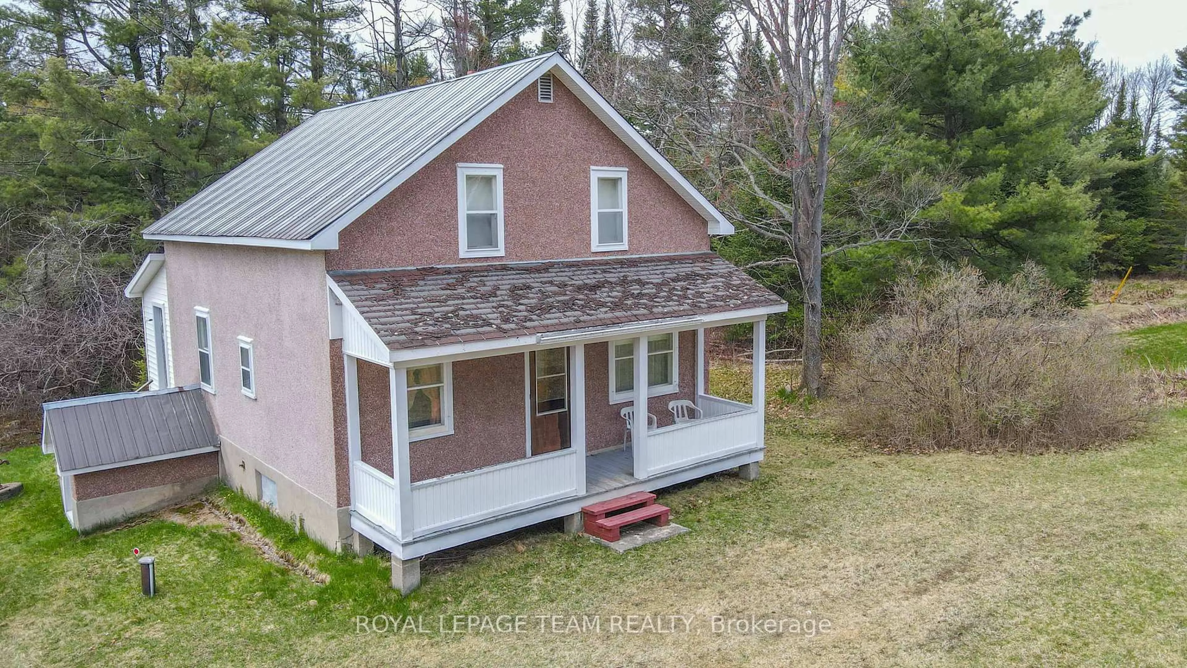 A pic from outside/outdoor area/front of a property/back of a property/a pic from drone, building for 963 Wilno South Rd, Wilno Ontario K0J 2N0