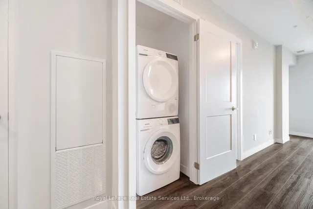 Additional property image - 15 Queen St Unit 1409