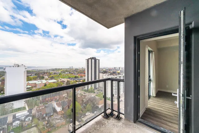 Additional property image - 15 Queen St Unit 1409