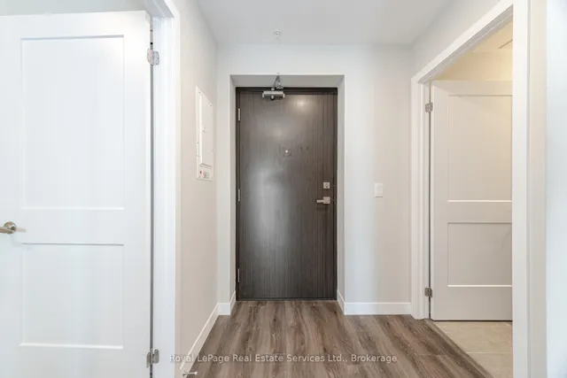 Additional property image - 15 Queen St Unit 1409