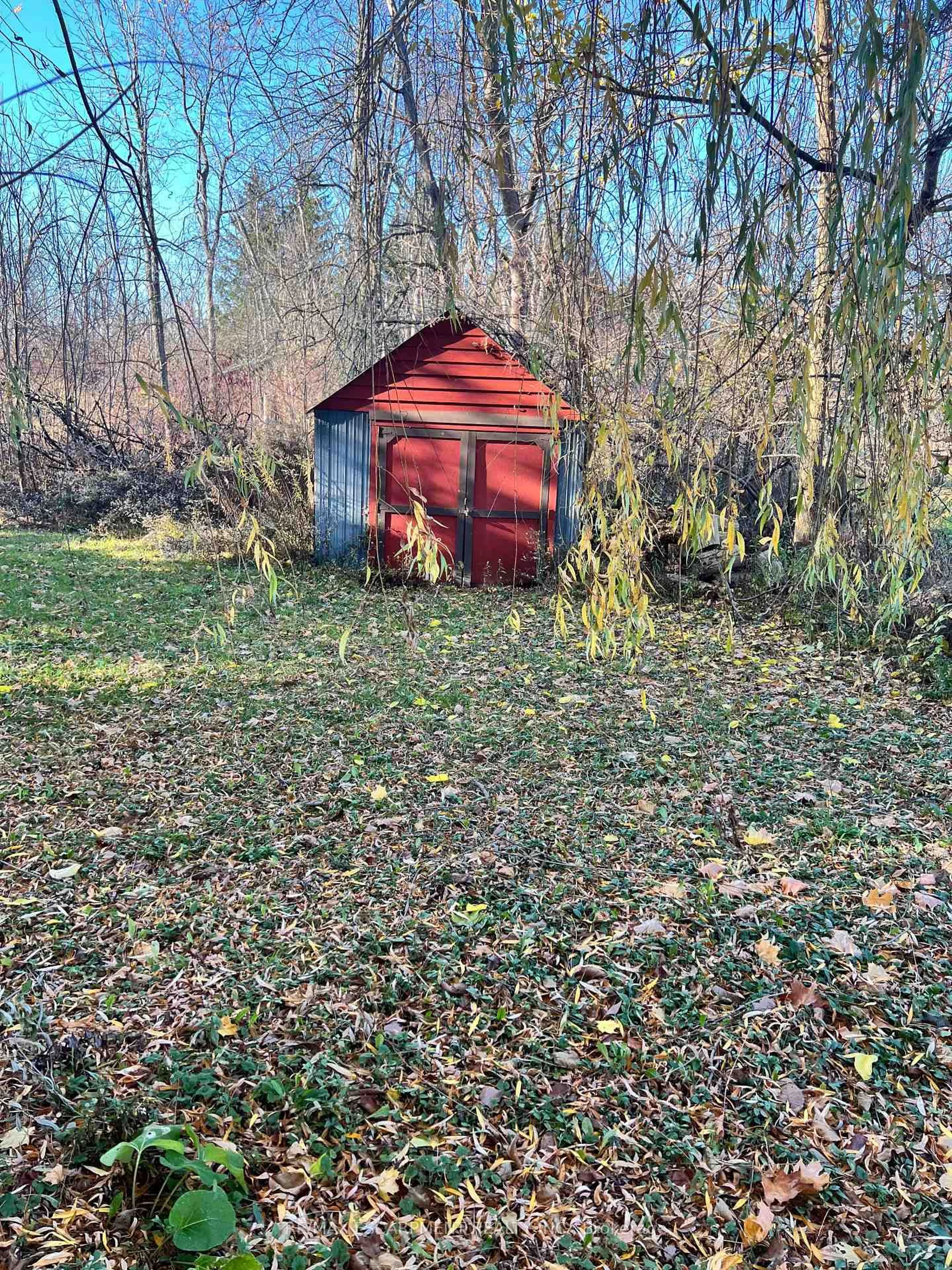 Shed for 2781 North Shore Dr, Haldimand Ontario N0A 1K0