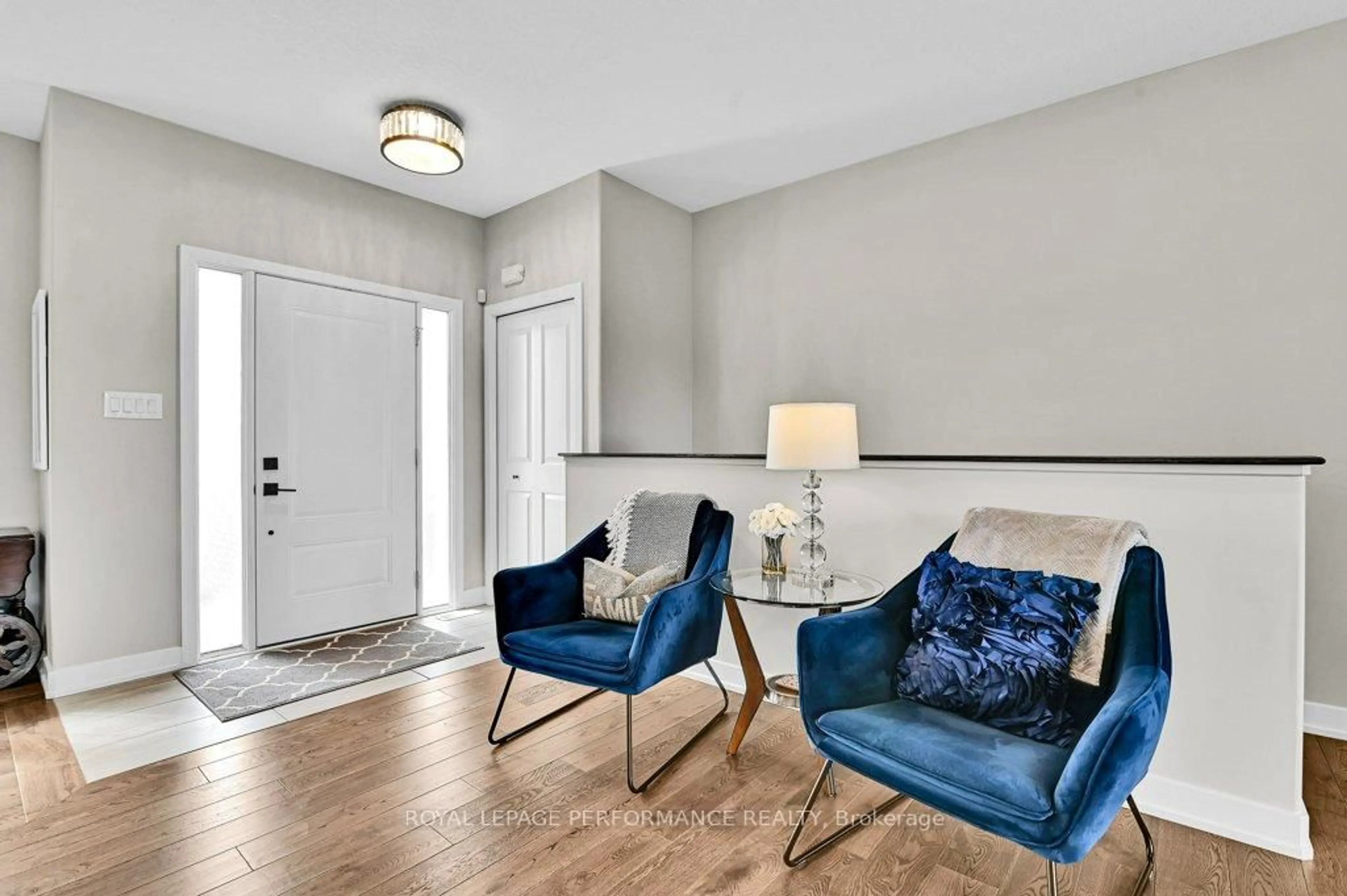 Indoor entryway for 3569 Crosswind Cres, Osgoode Ontario K0A 2W0