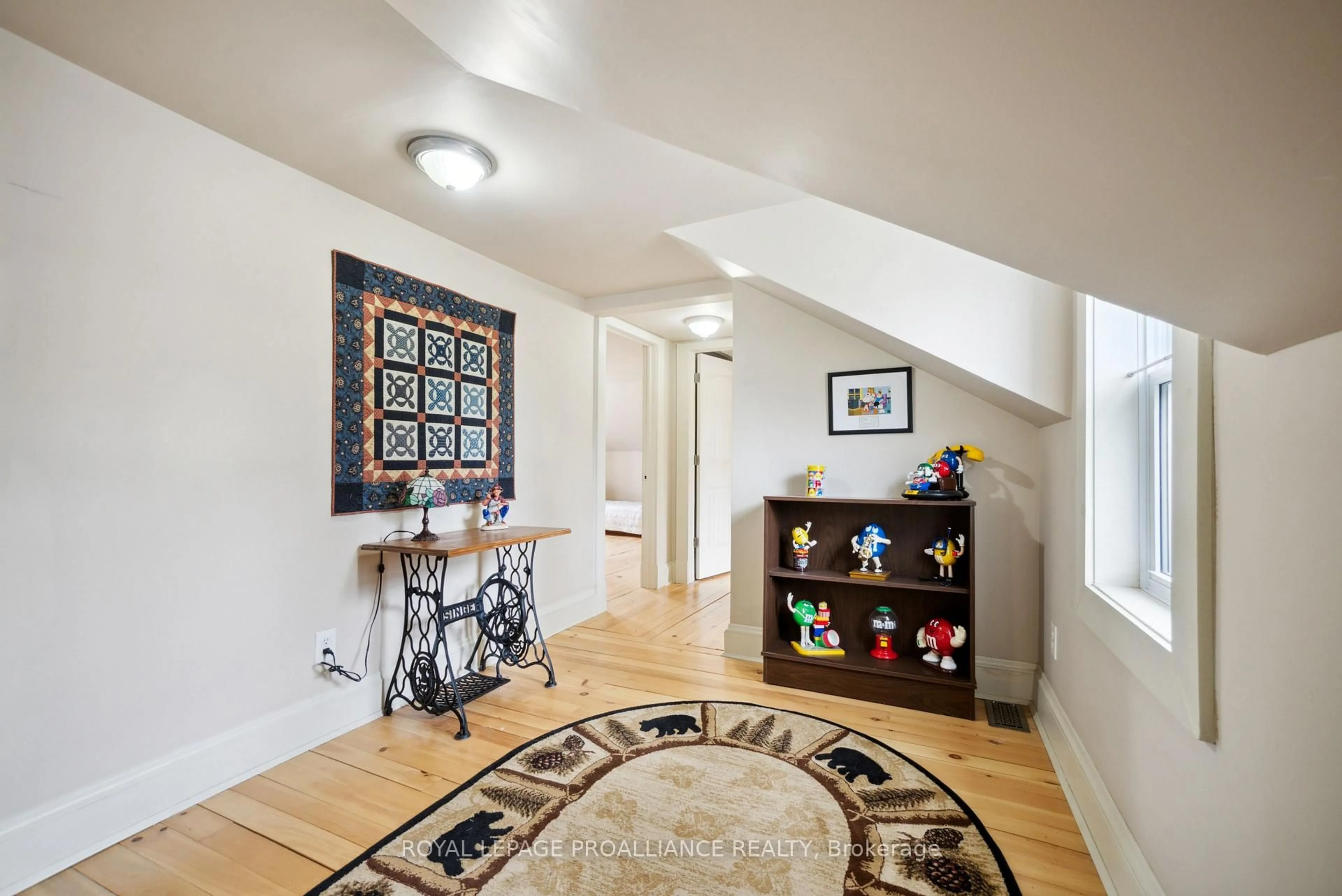 Indoor entryway for 6 Clement St, Kaladar Ontario K0H 1P0