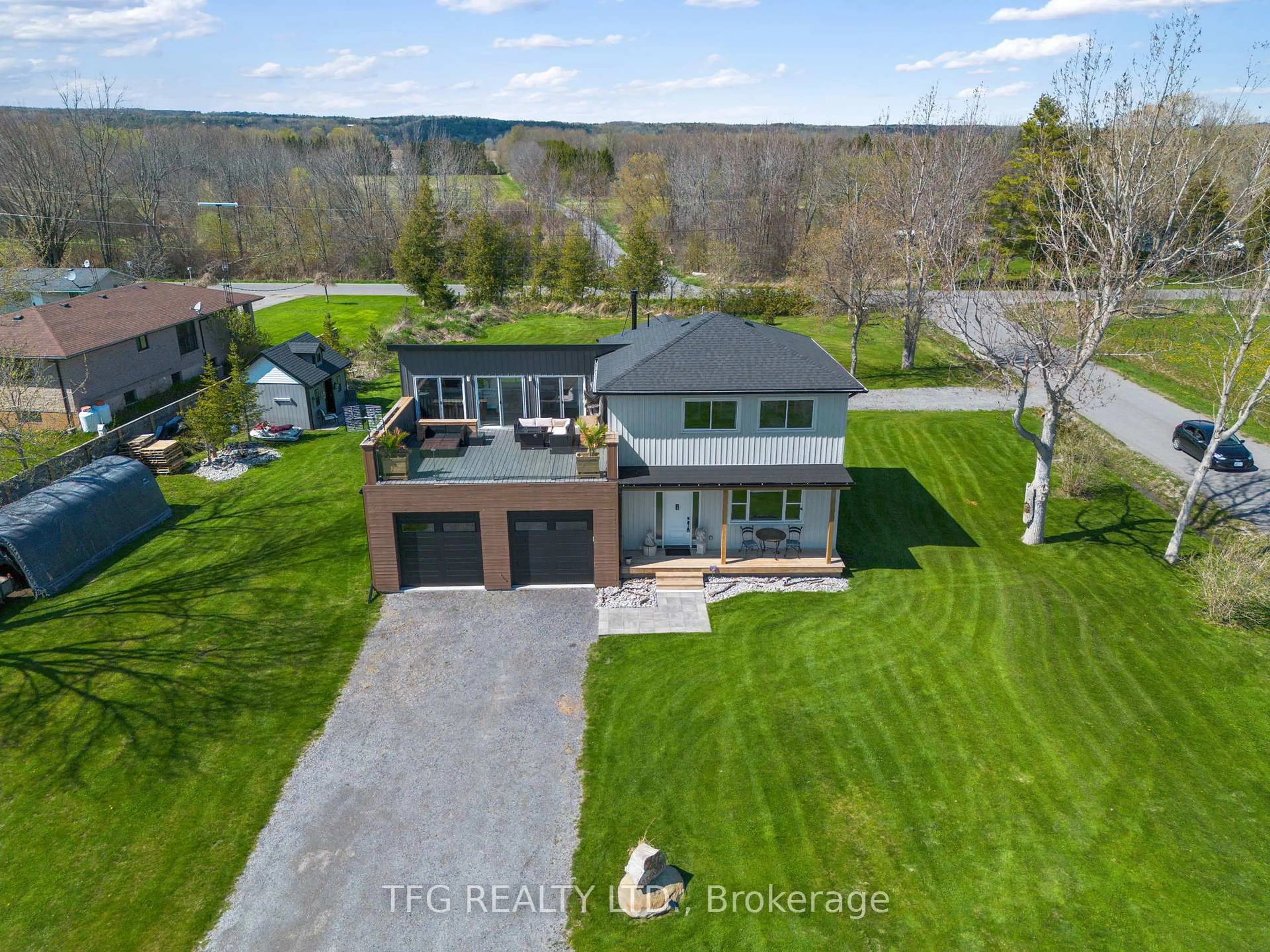 A pic from outside/outdoor area/front of a property/back of a property/a pic from drone, water/lake/river/ocean view for 27 Greenway Circ, Brighton Ontario K0K 1H0