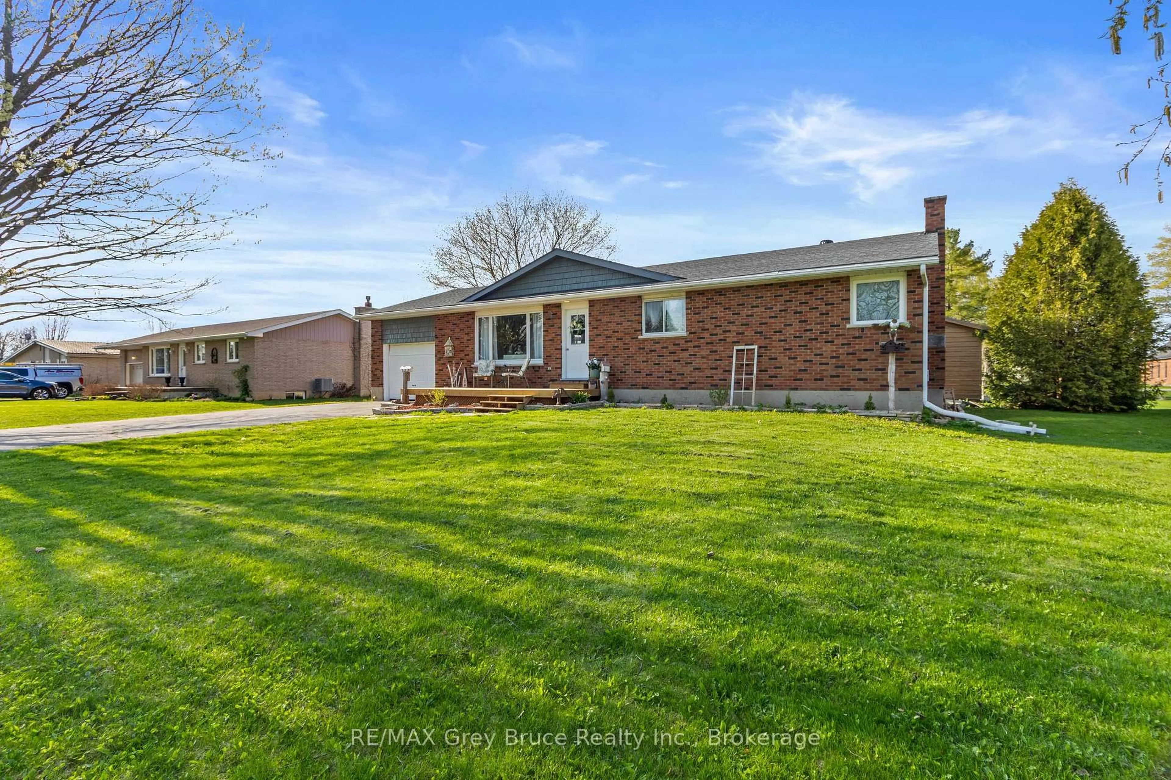 Home with brick exterior material, street for 36 THOMAS St, Arran-Elderslie Ontario N0H 1A0