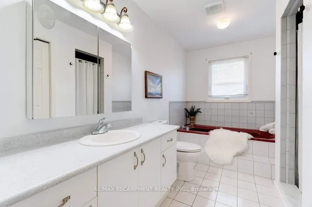 Additional property image - 137 Claudette Gate