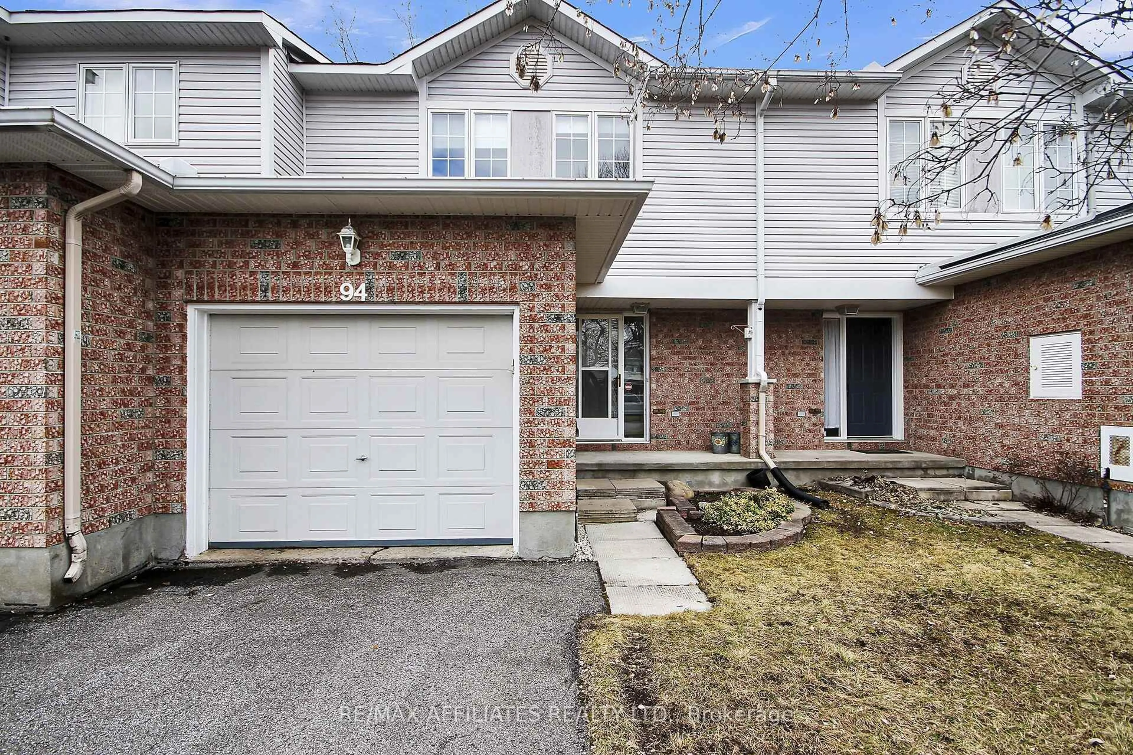 Unknown for 94 Whalings Circ, Stittsville Ontario K2S 1S4